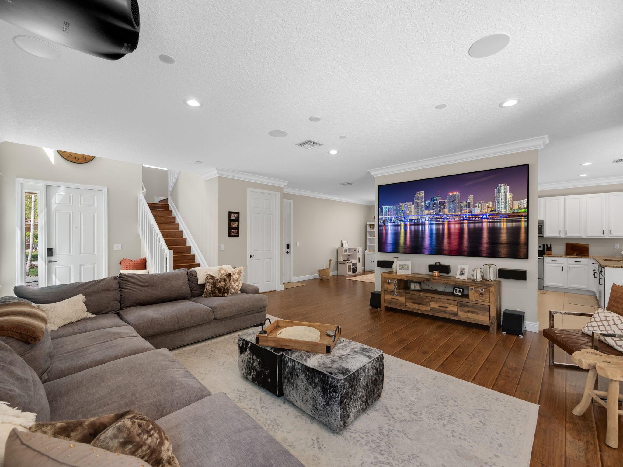 8037 Mariposa Grove Circle