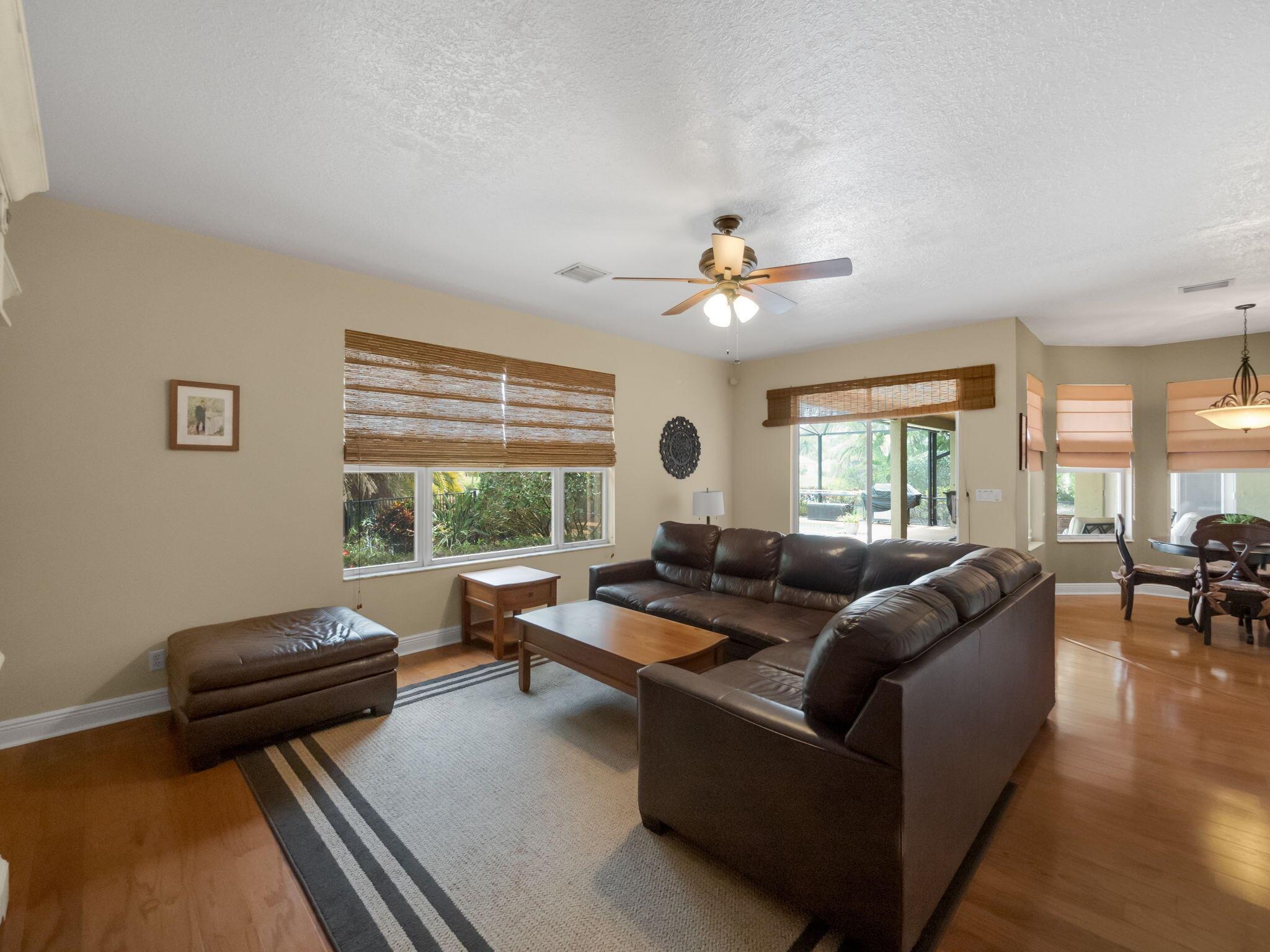 8389 SW Snapdragon Court