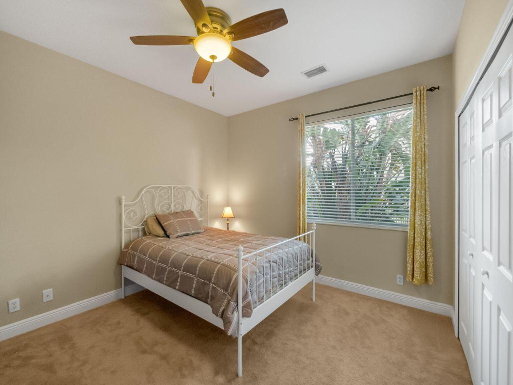 8389 SW Snapdragon Court