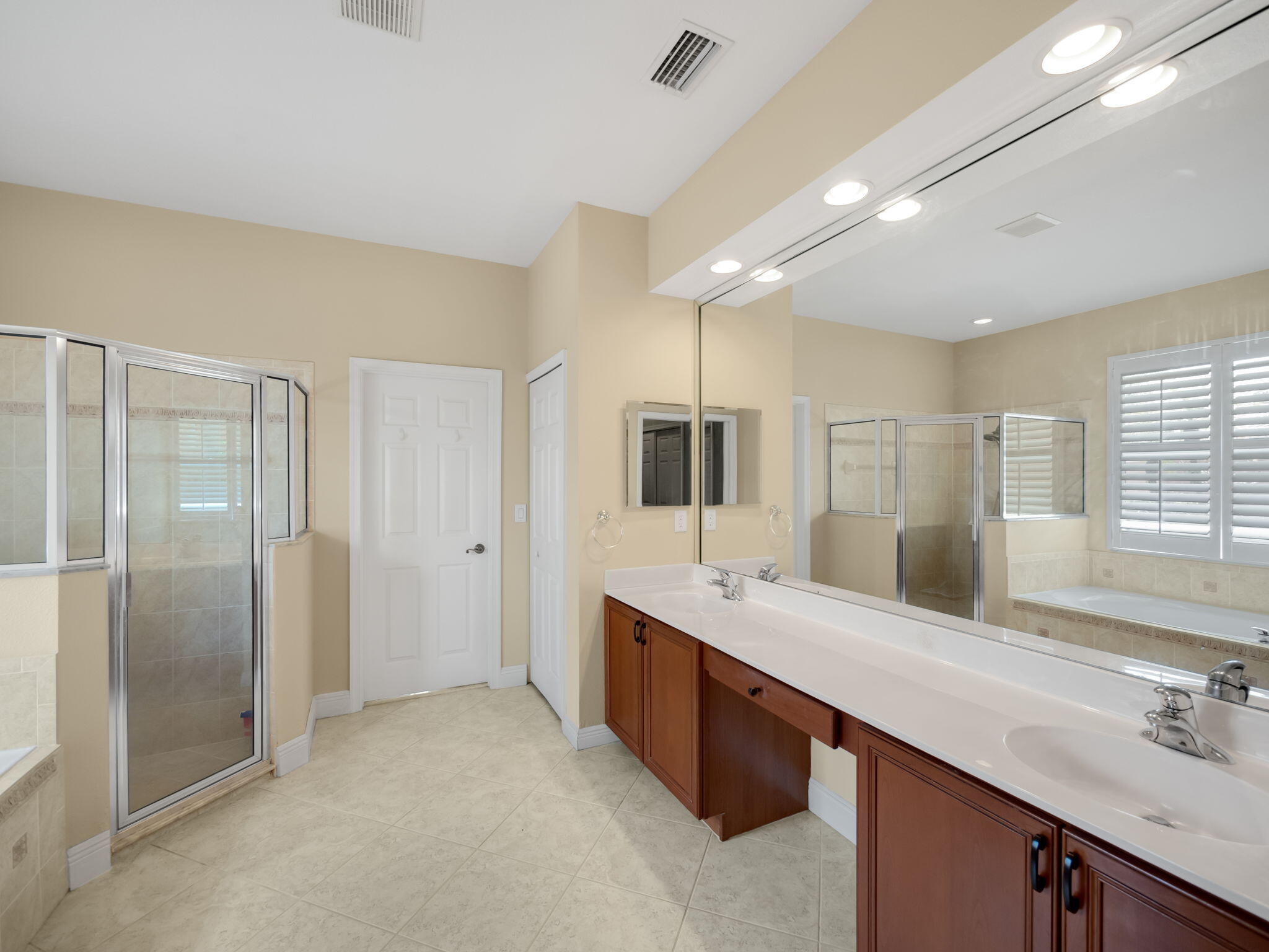 8389 SW Snapdragon Court