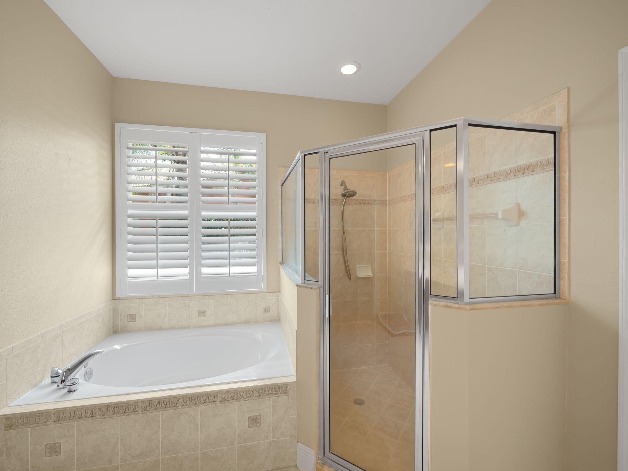 8389 SW Snapdragon Court