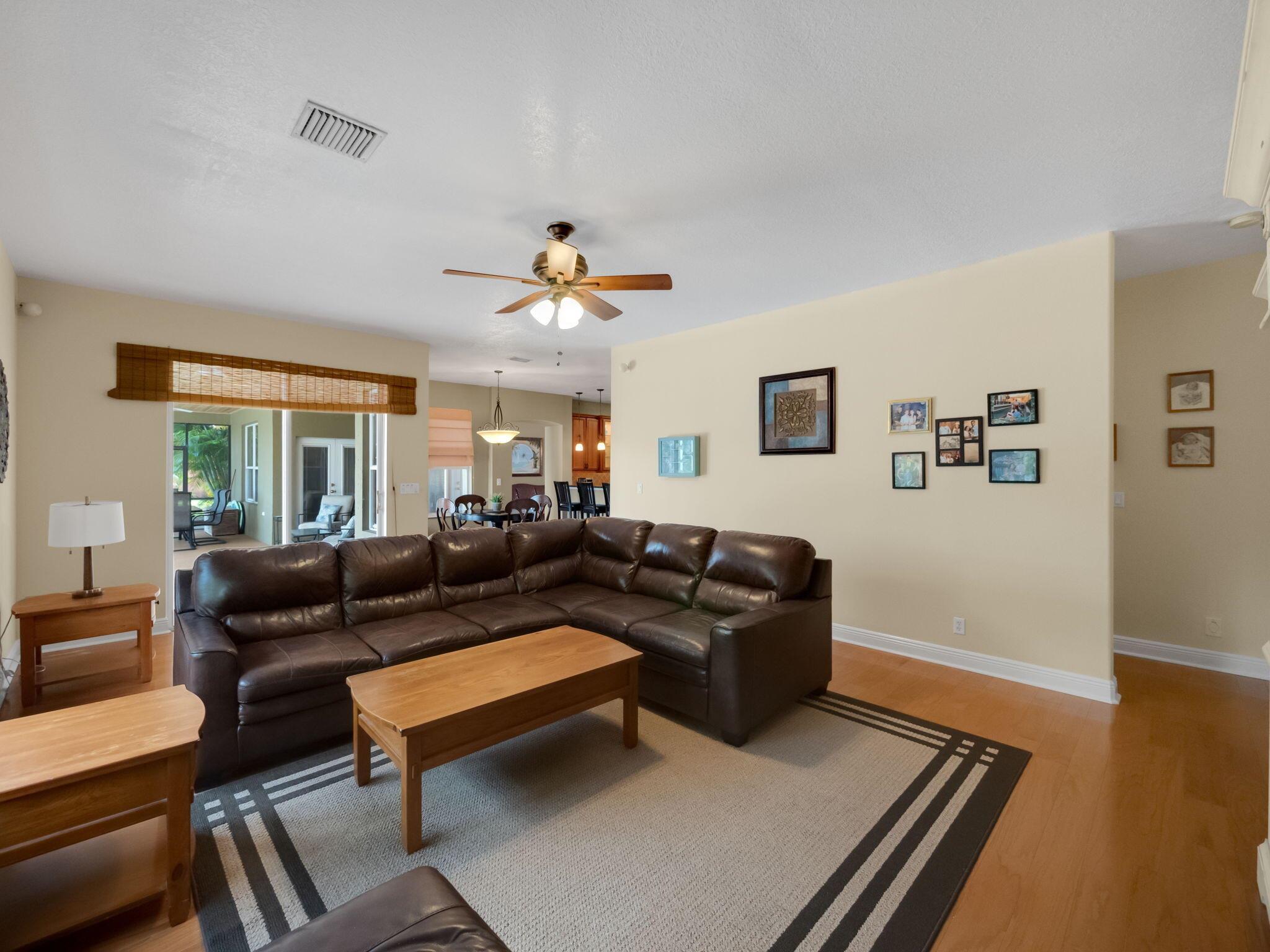 8389 SW Snapdragon Court