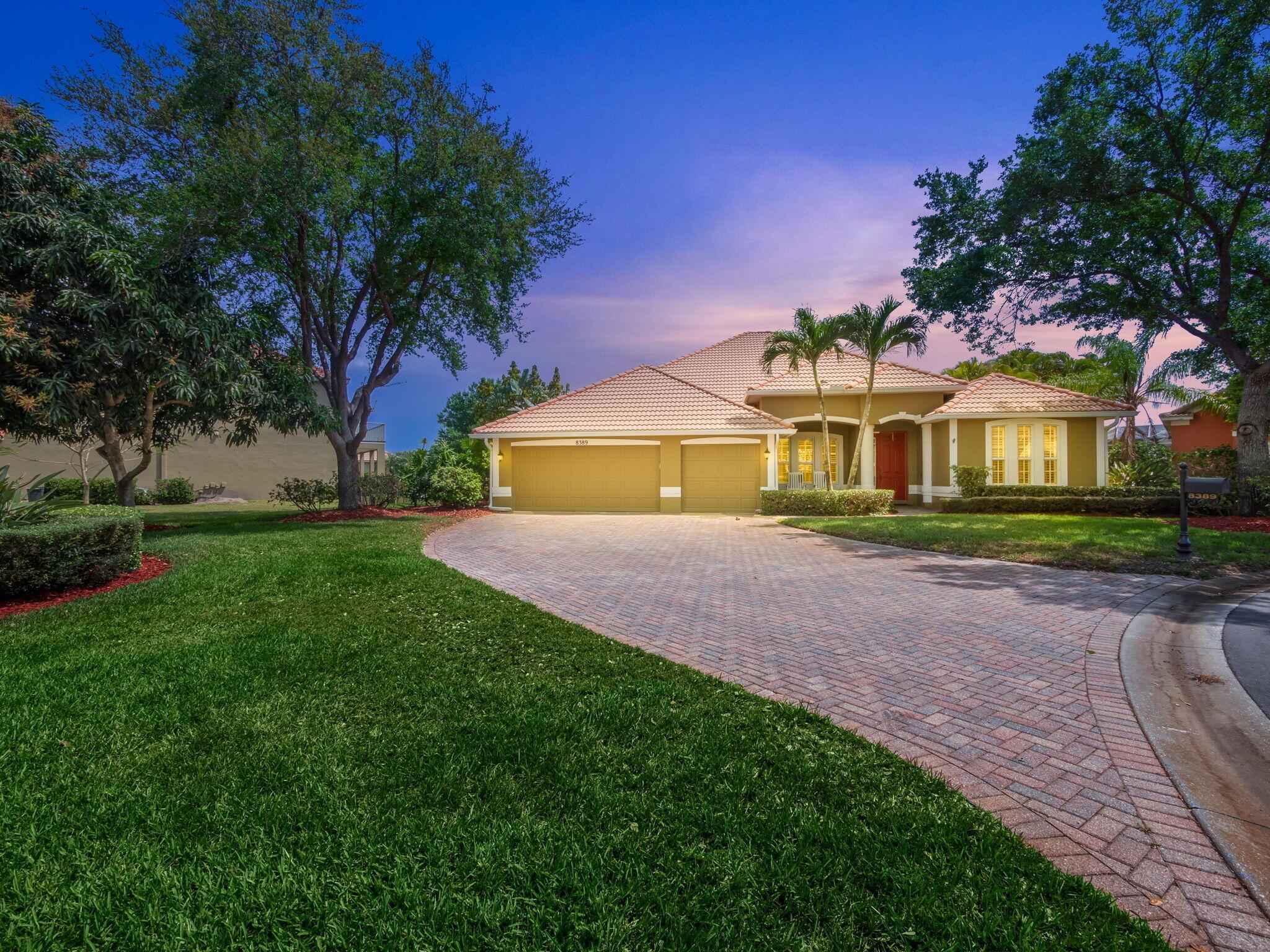 8389 SW Snapdragon Court