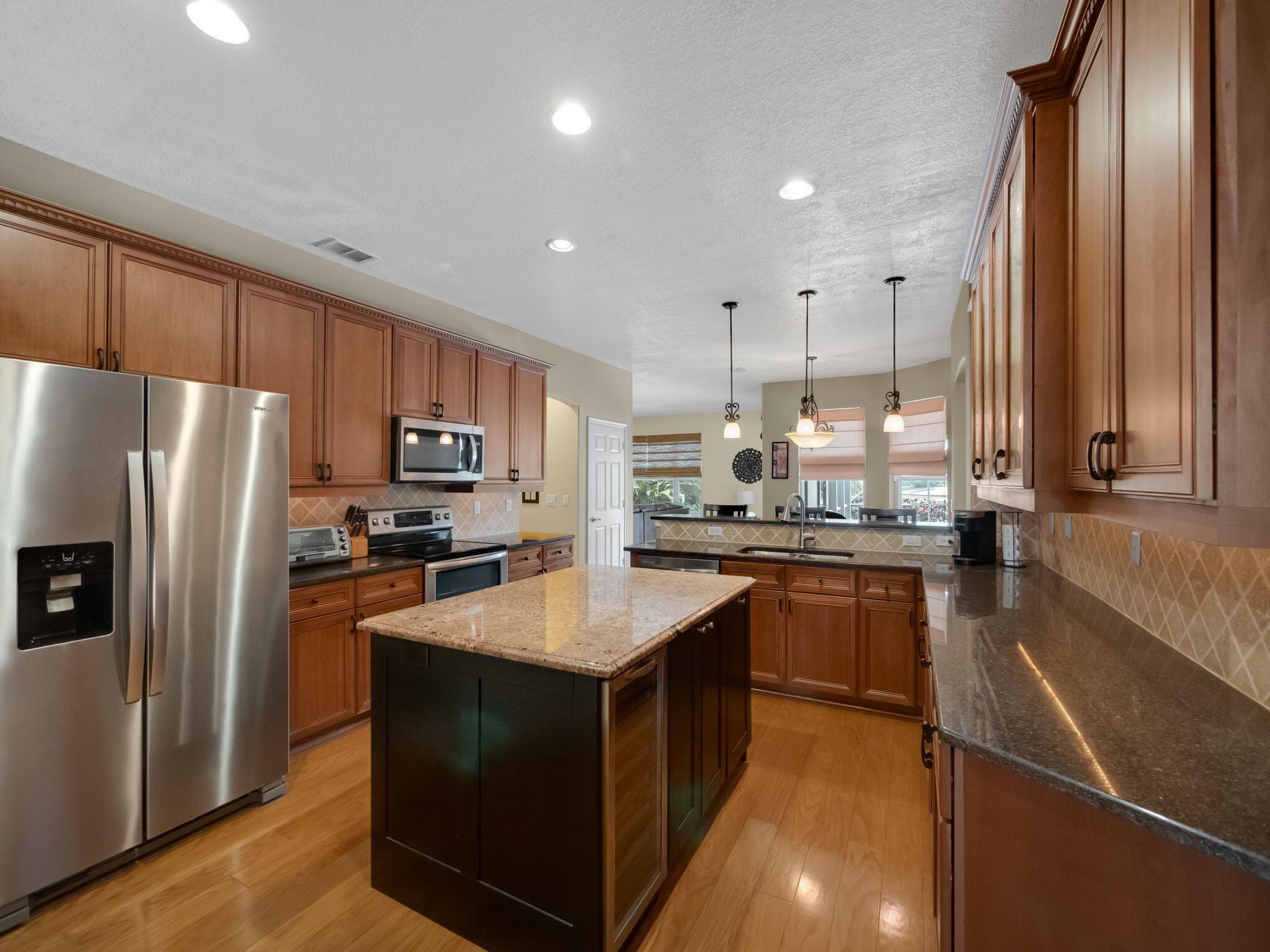 8389 SW Snapdragon Court