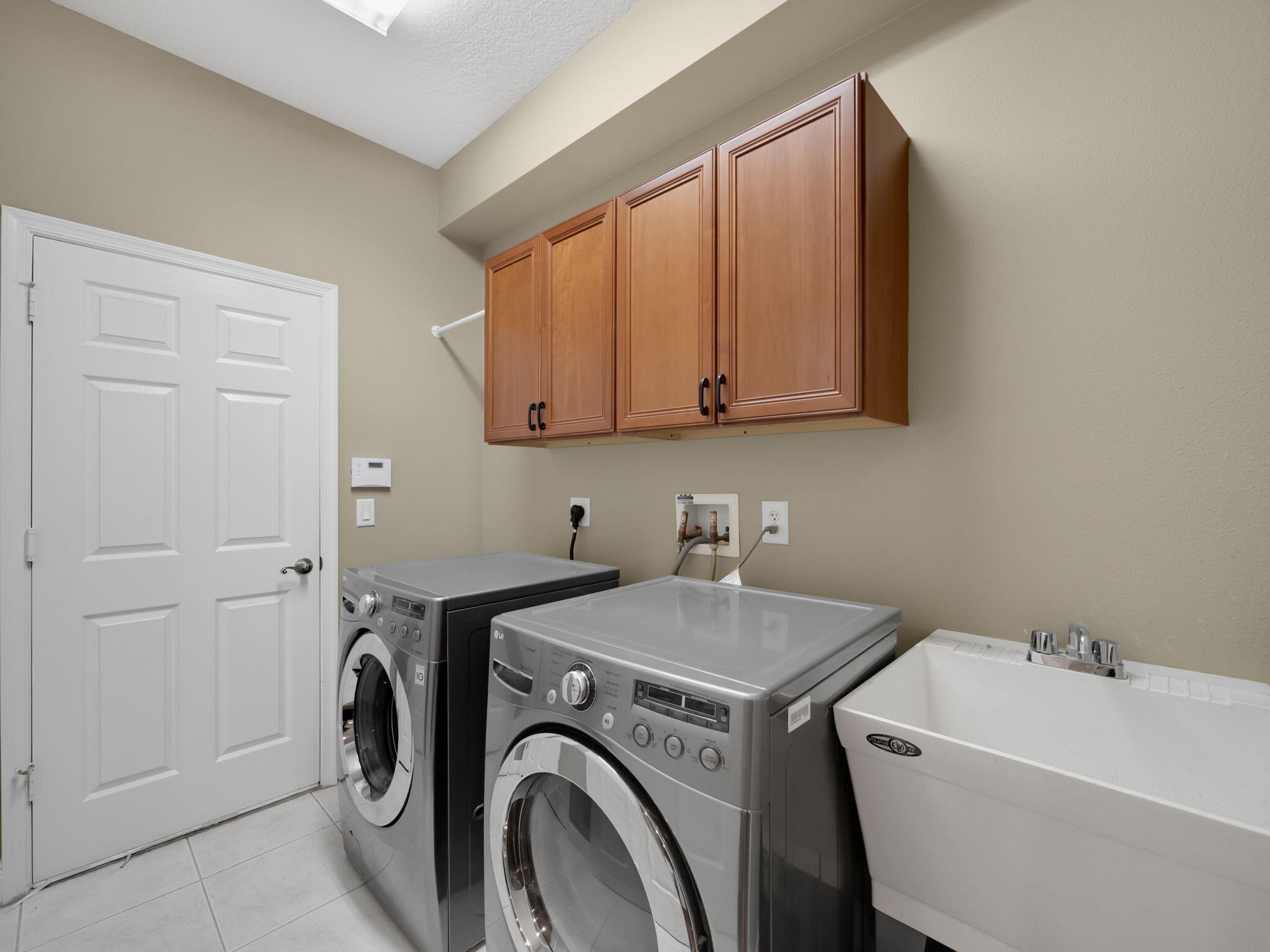8389 SW Snapdragon Court