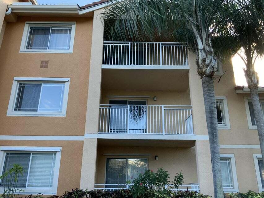 291 SW Palm Drive 205