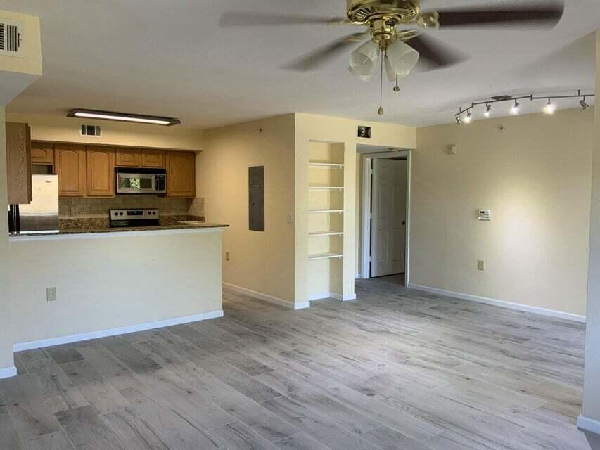 291 SW Palm Drive 205