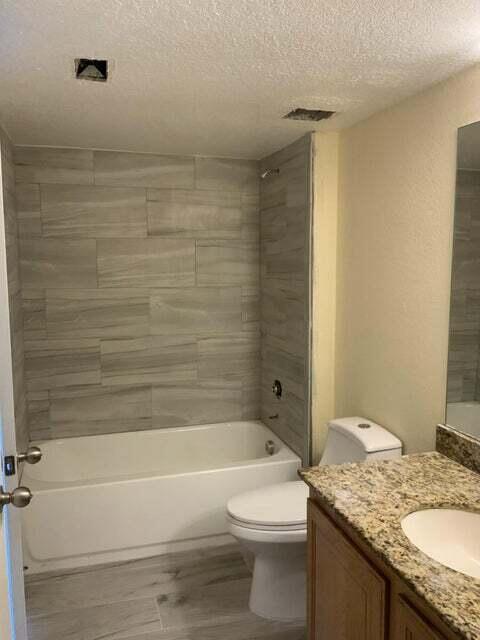 291 SW Palm Drive 205