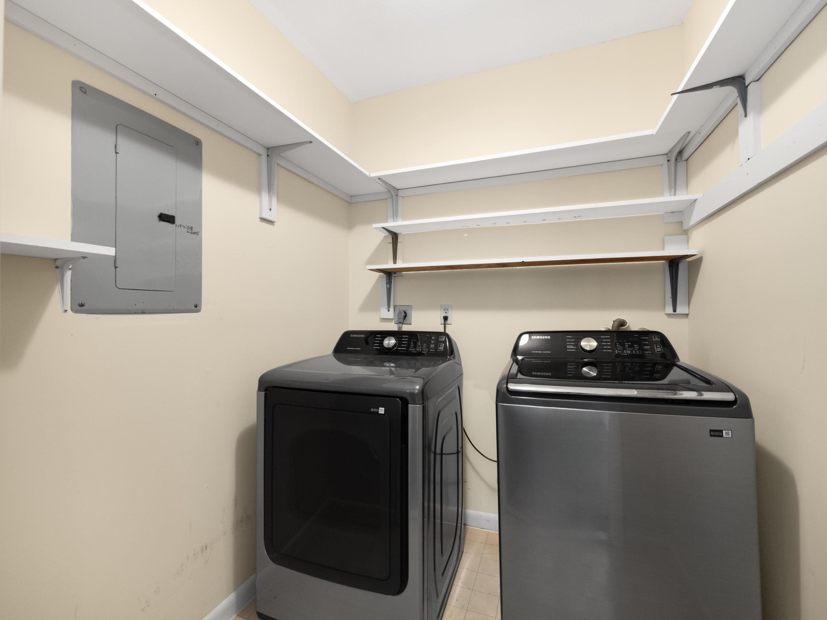 3011 SE Aster Lane 808