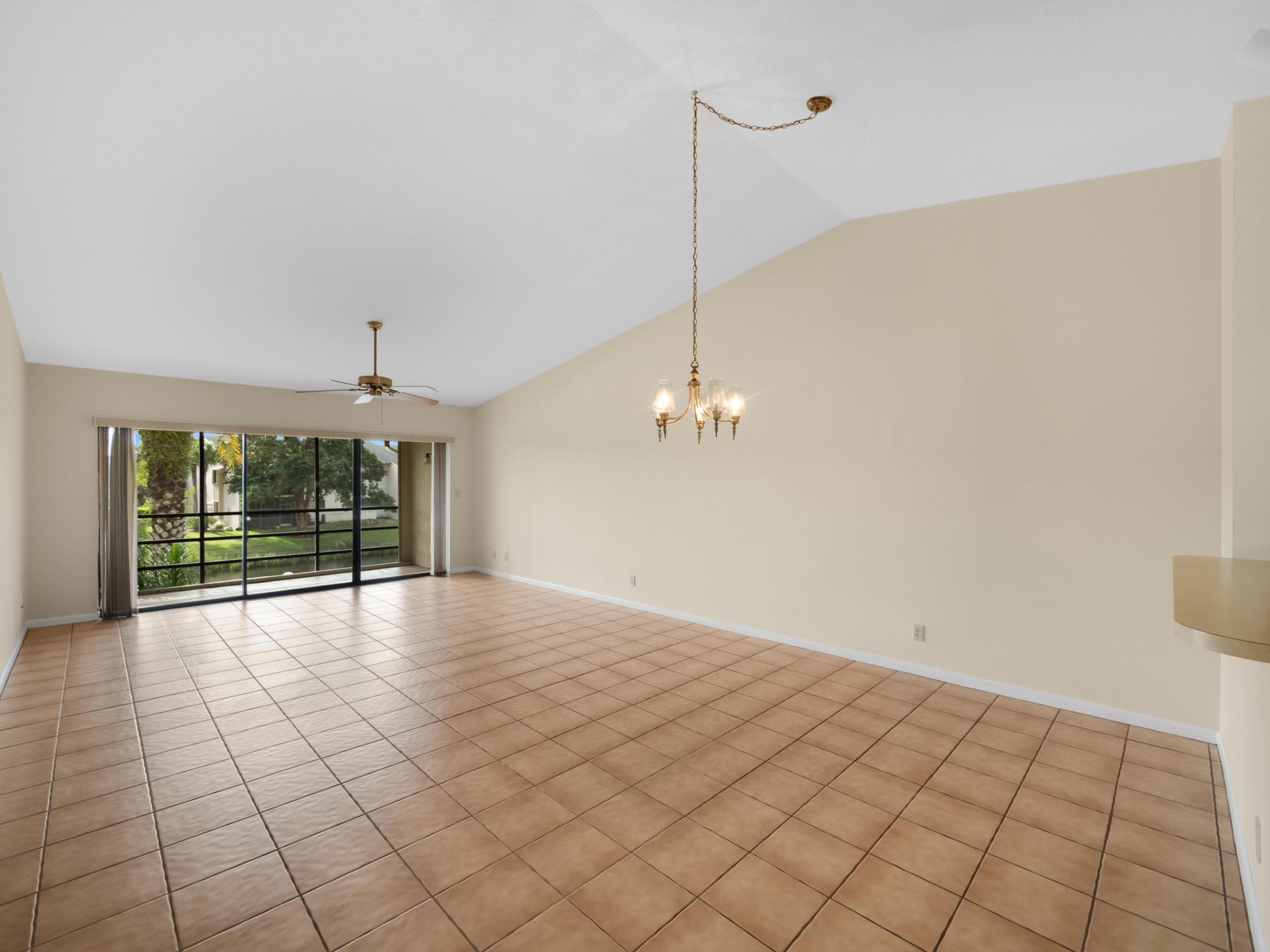 3011 SE Aster Lane 808