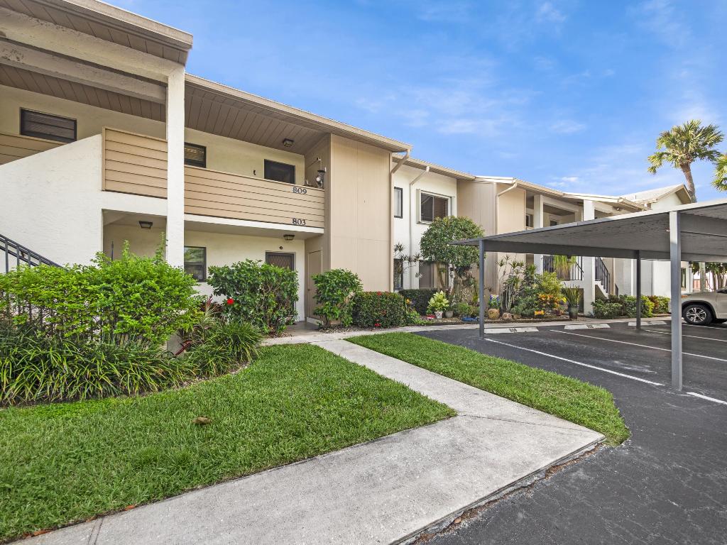 3011 SE Aster Lane 808