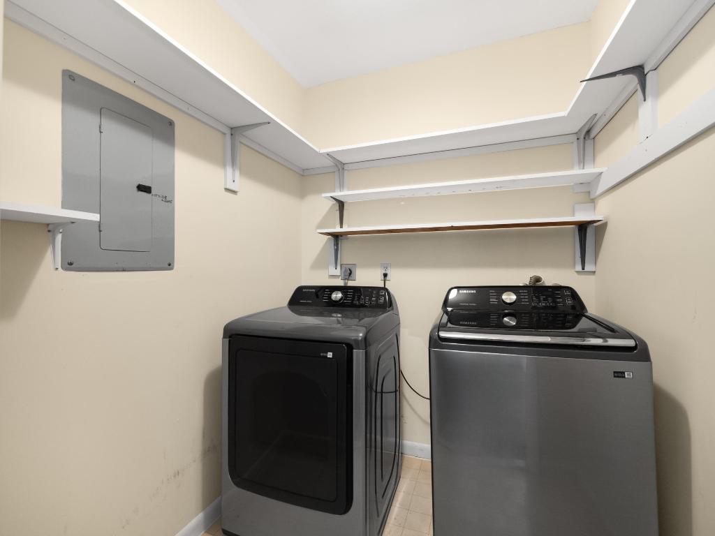 3011 SE Aster Lane 808