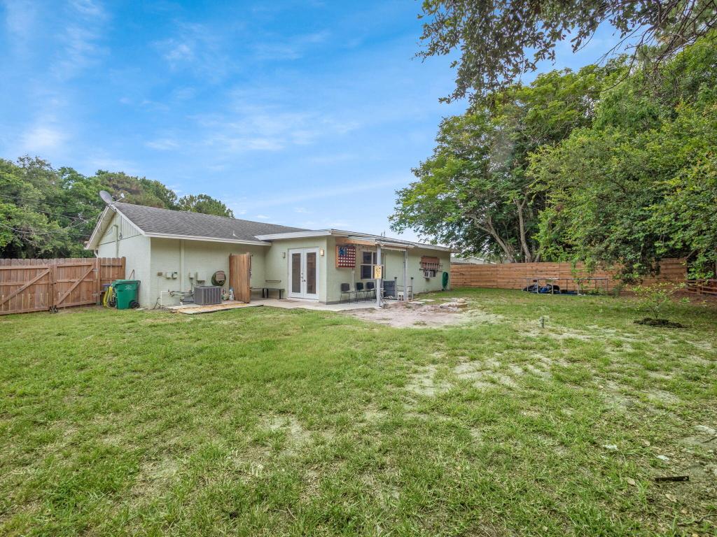 1938 SW Capri Street