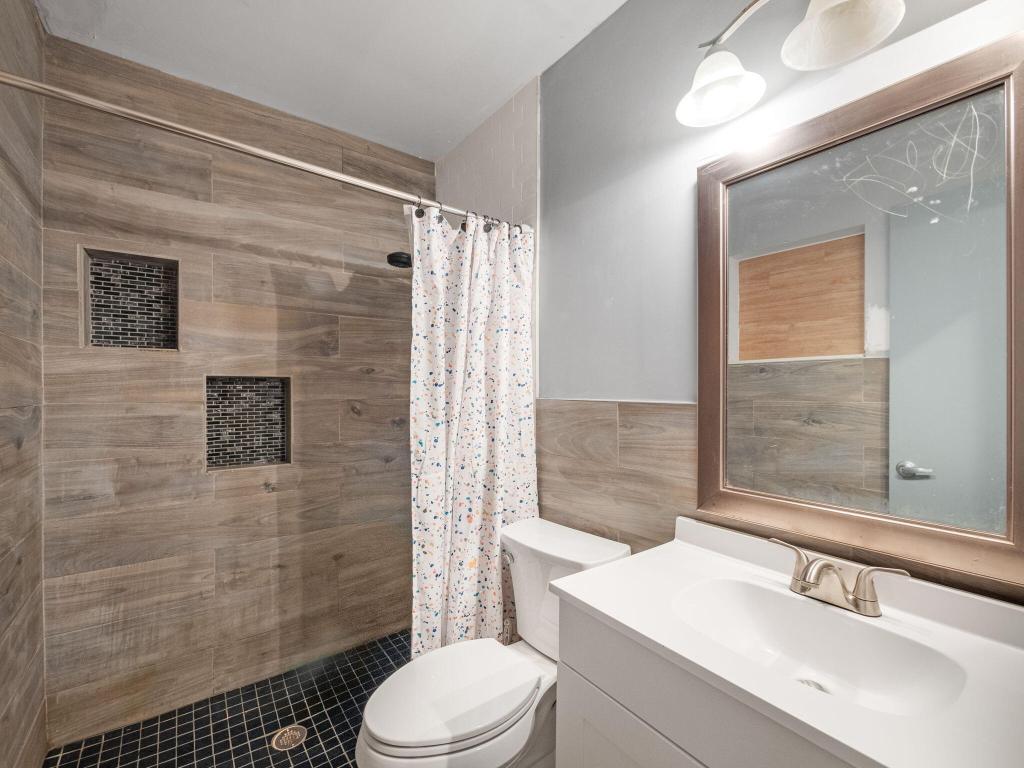 1938 SW Capri Street