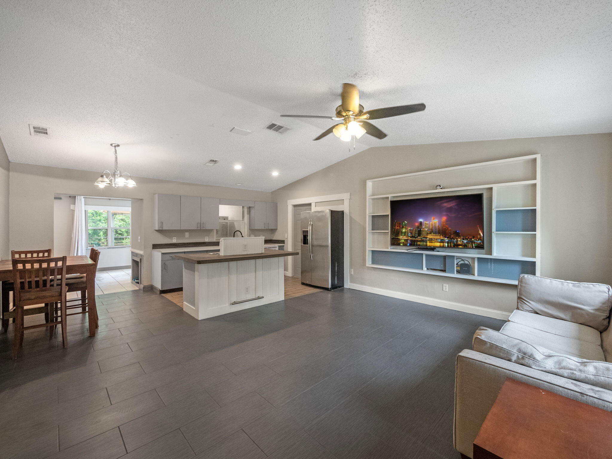 1938 SW Capri Street