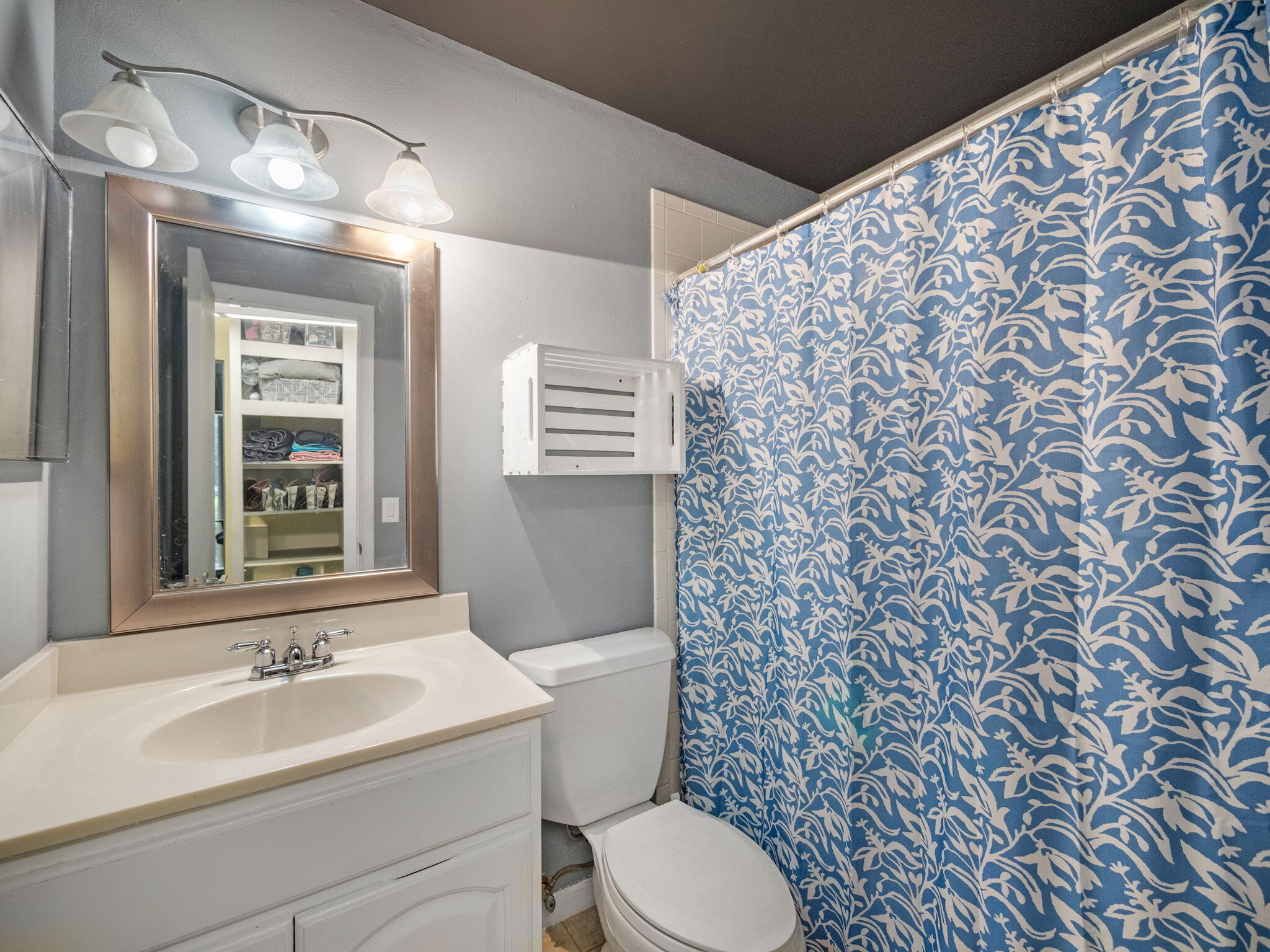 1938 SW Capri Street