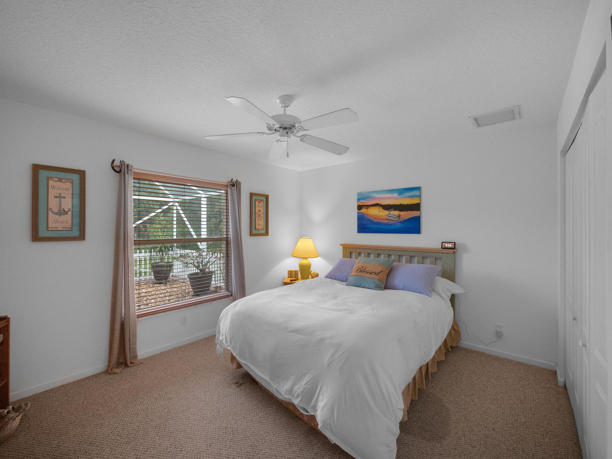 8121 SW Yachtsmans Drive