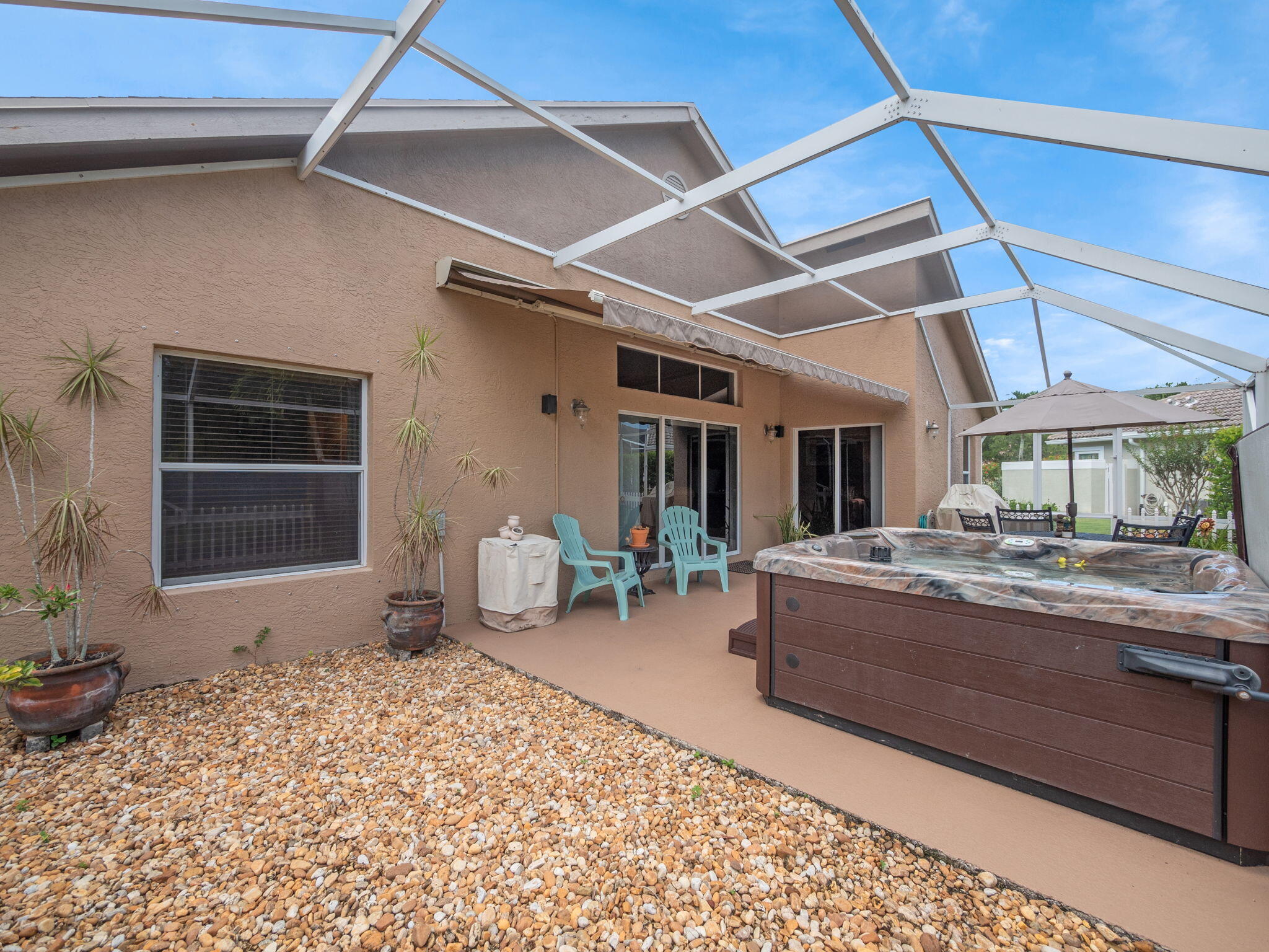 8121 SW Yachtsmans Drive