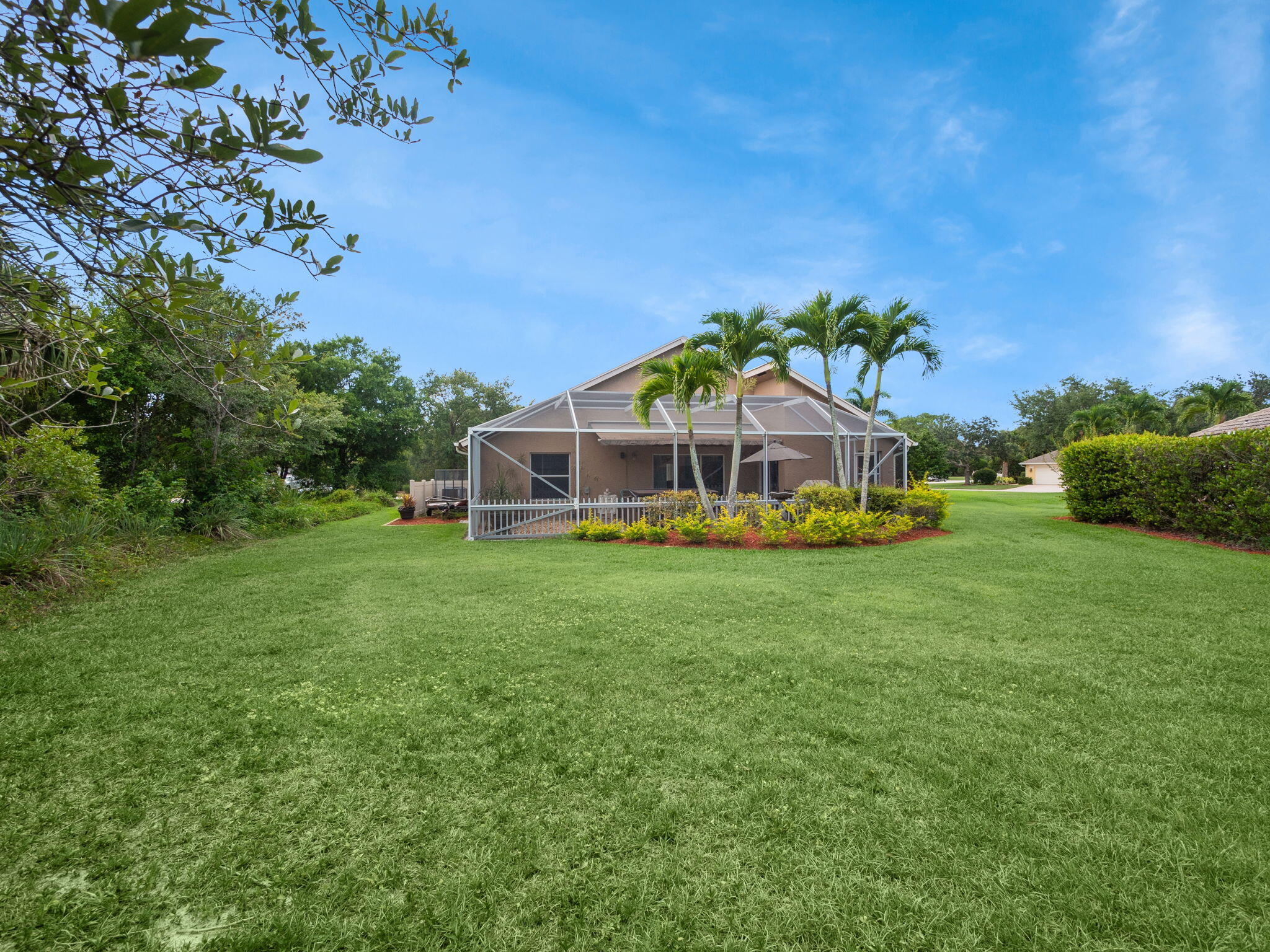 8121 SW Yachtsmans Drive