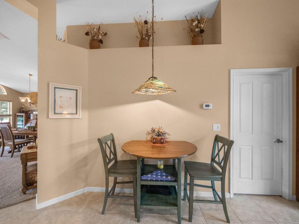 8121 SW Yachtsmans Drive