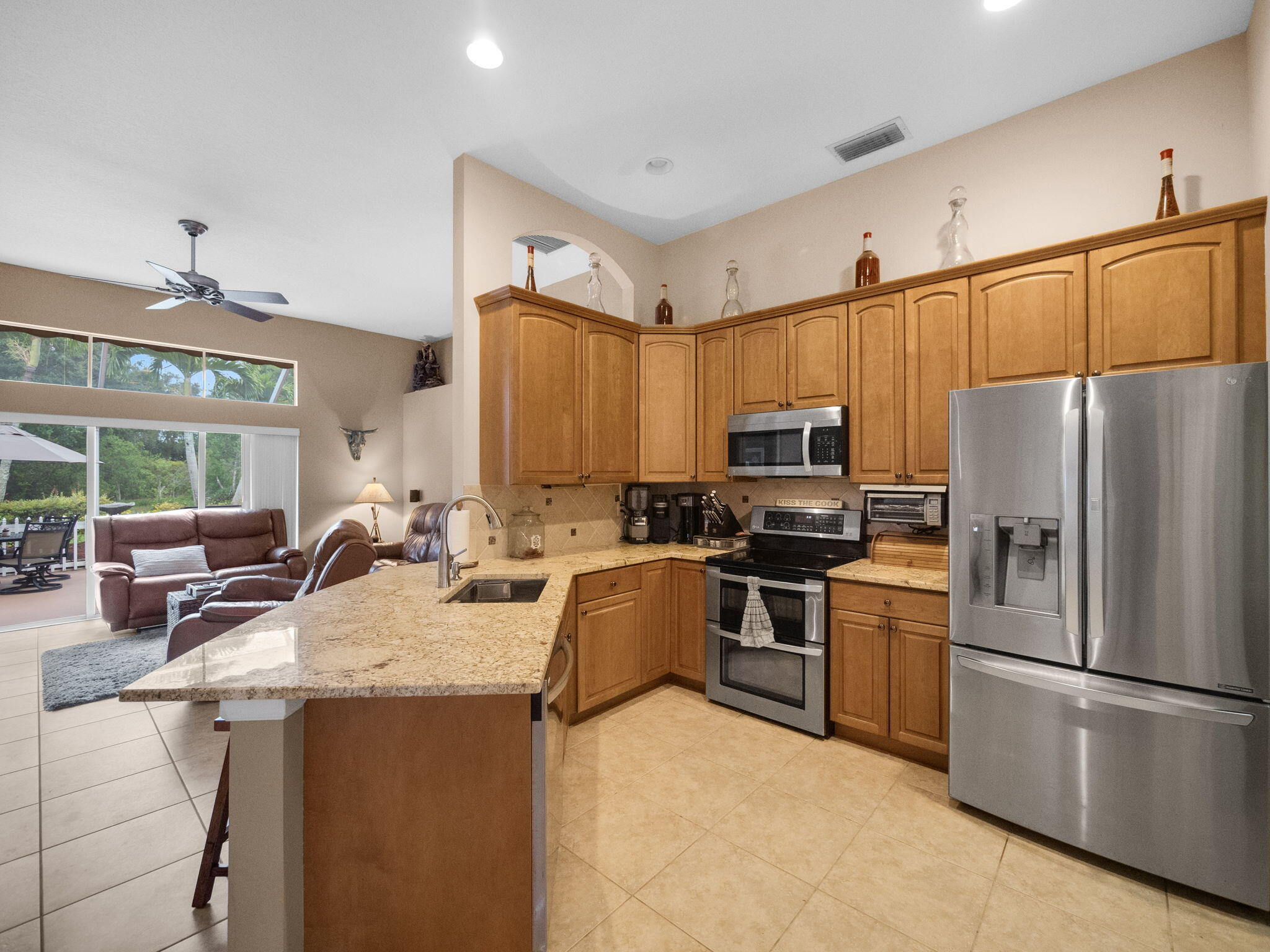 8121 SW Yachtsmans Drive