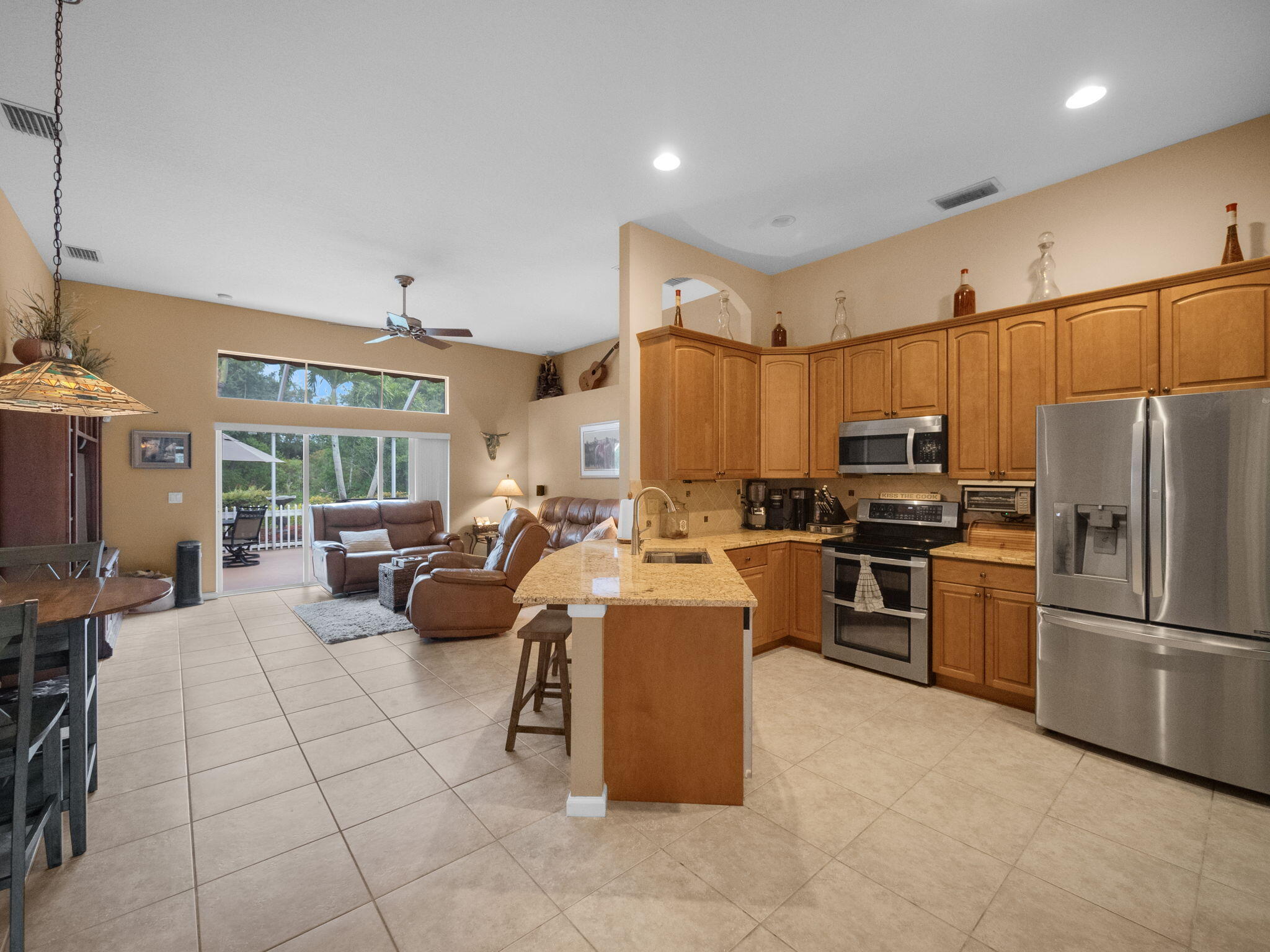 8121 SW Yachtsmans Drive