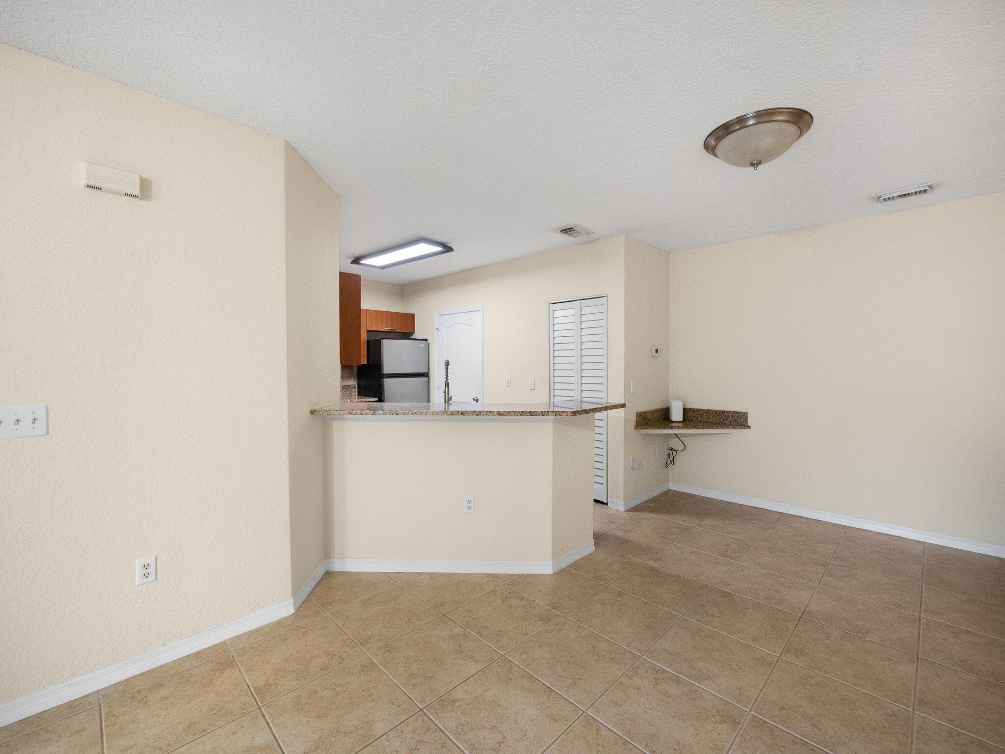 148 SW Peacock Boulevard 25-206