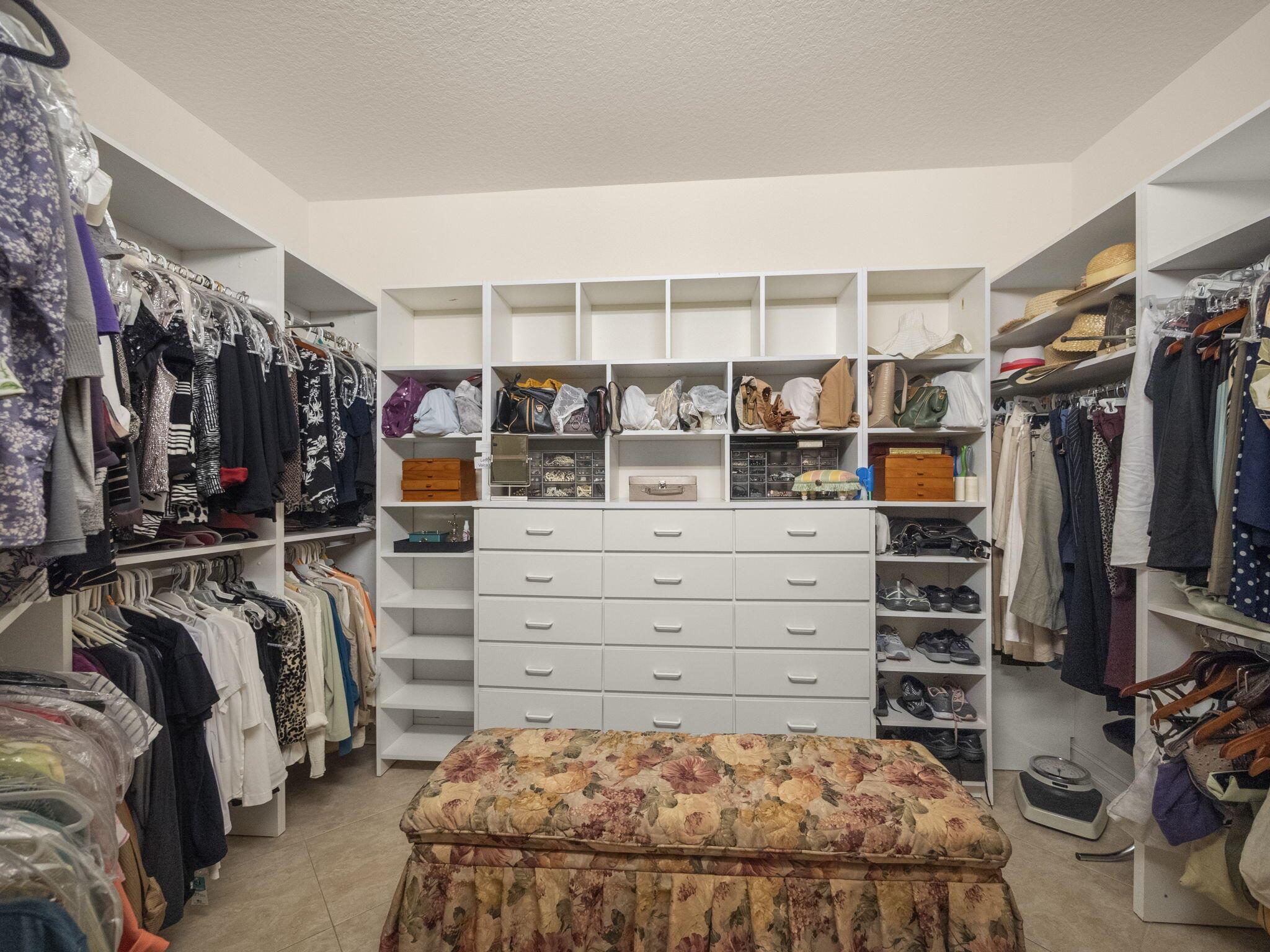 8276 SW Skipper Drive