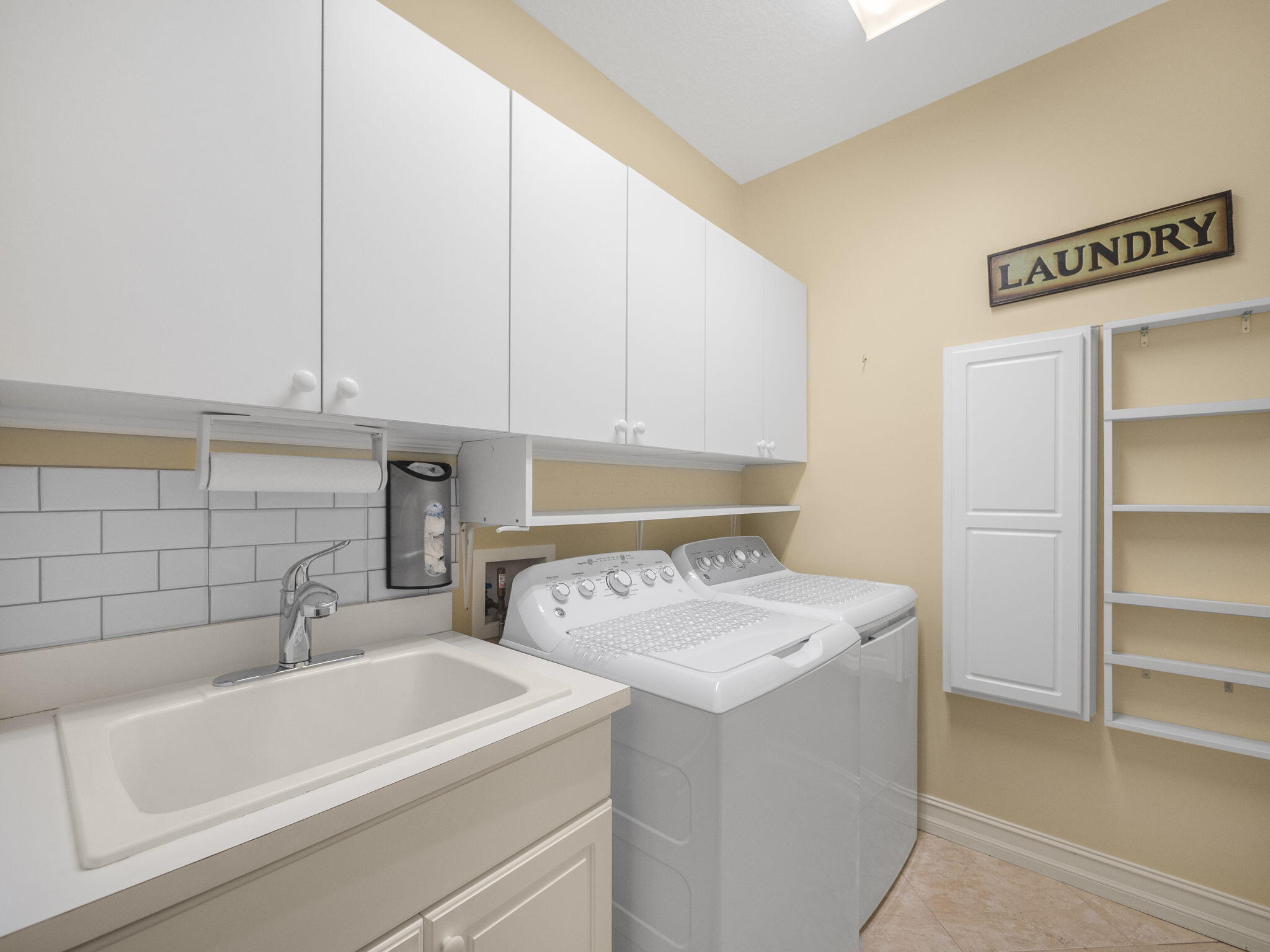 8276 SW Skipper Drive