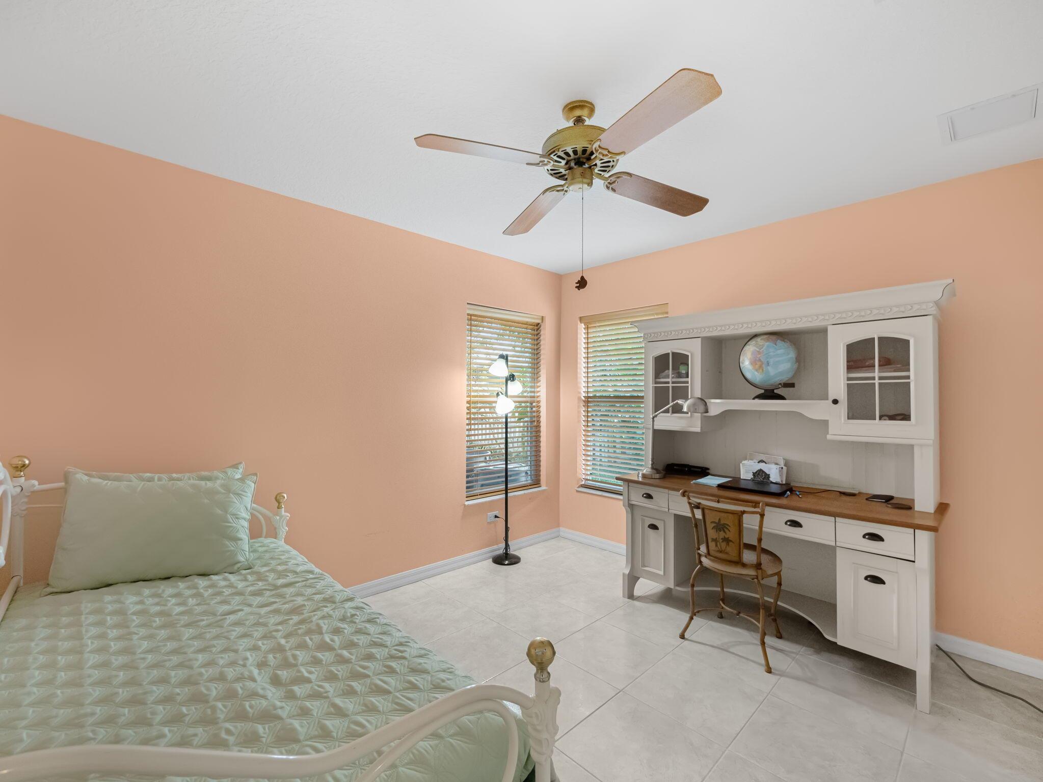 5596 SE Sailfish Way