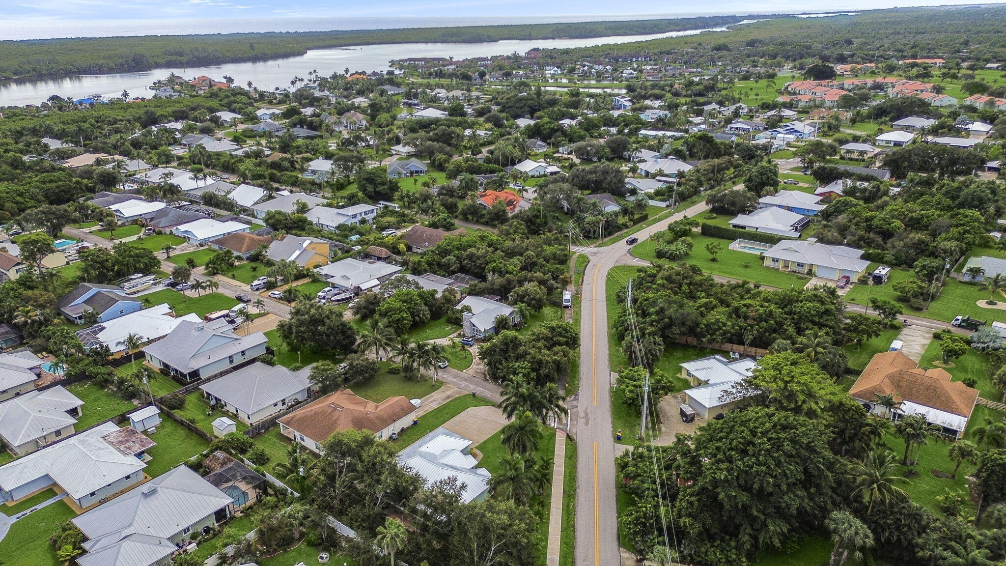 5596 SE Sailfish Way