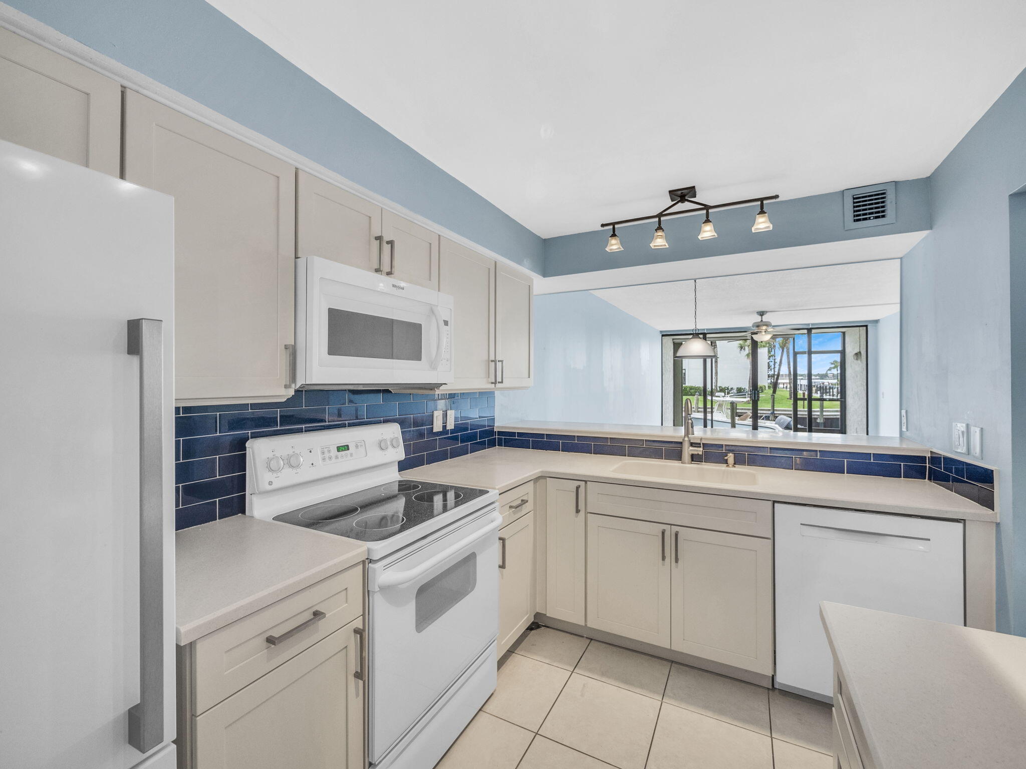 1950 SW Palm City Road 5103