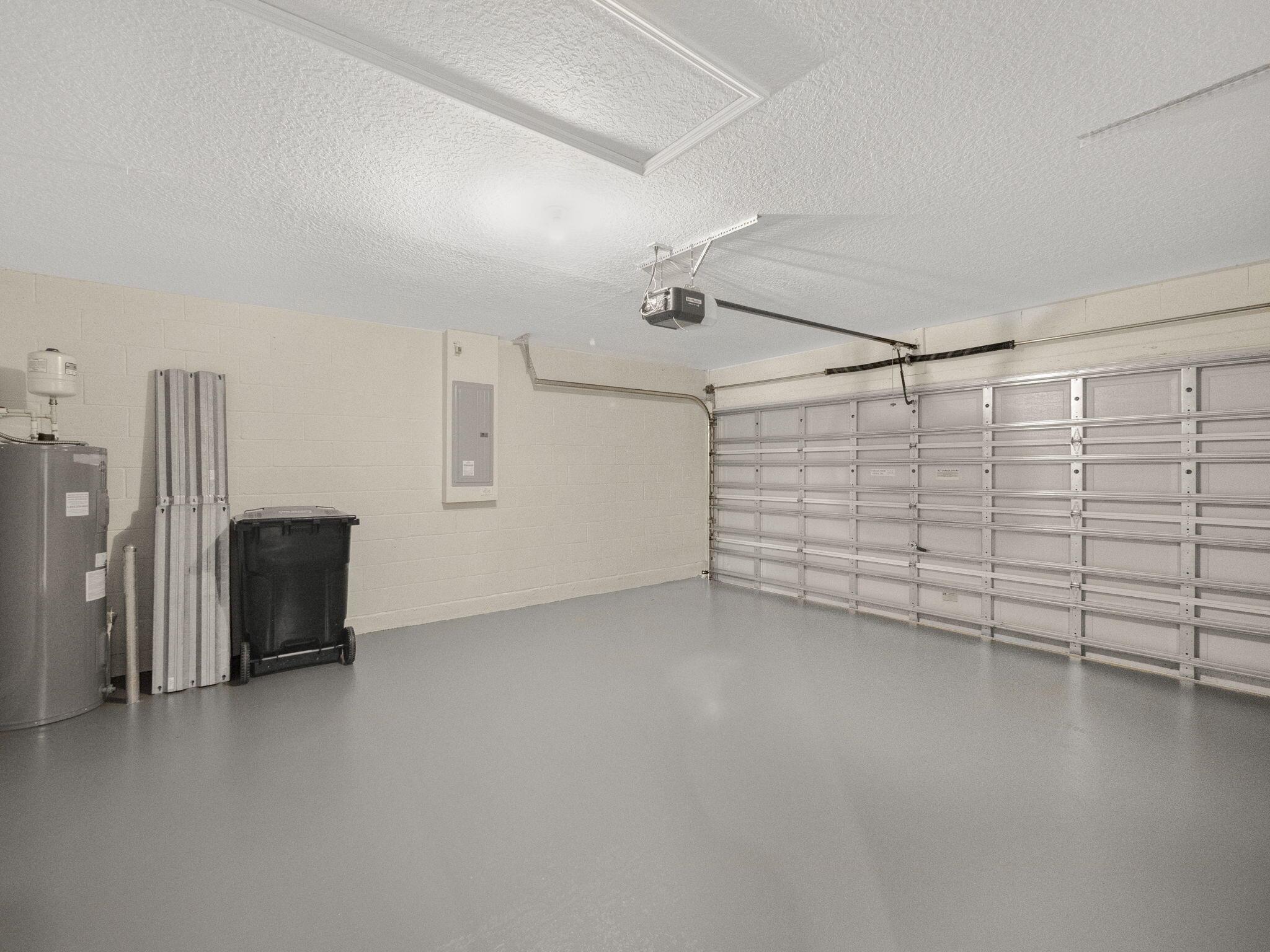 209 SW Tulip Boulevard