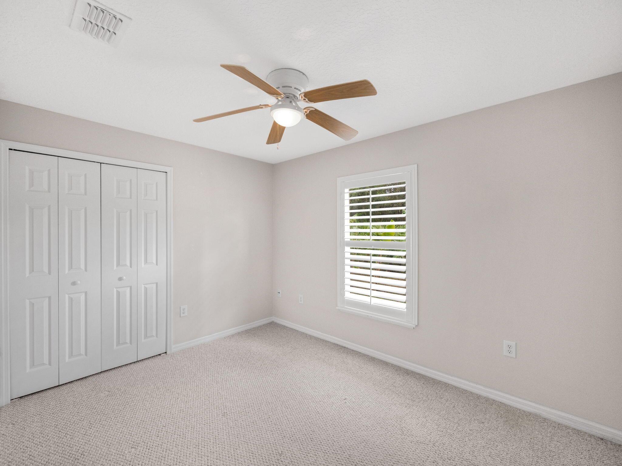 209 SW Tulip Boulevard