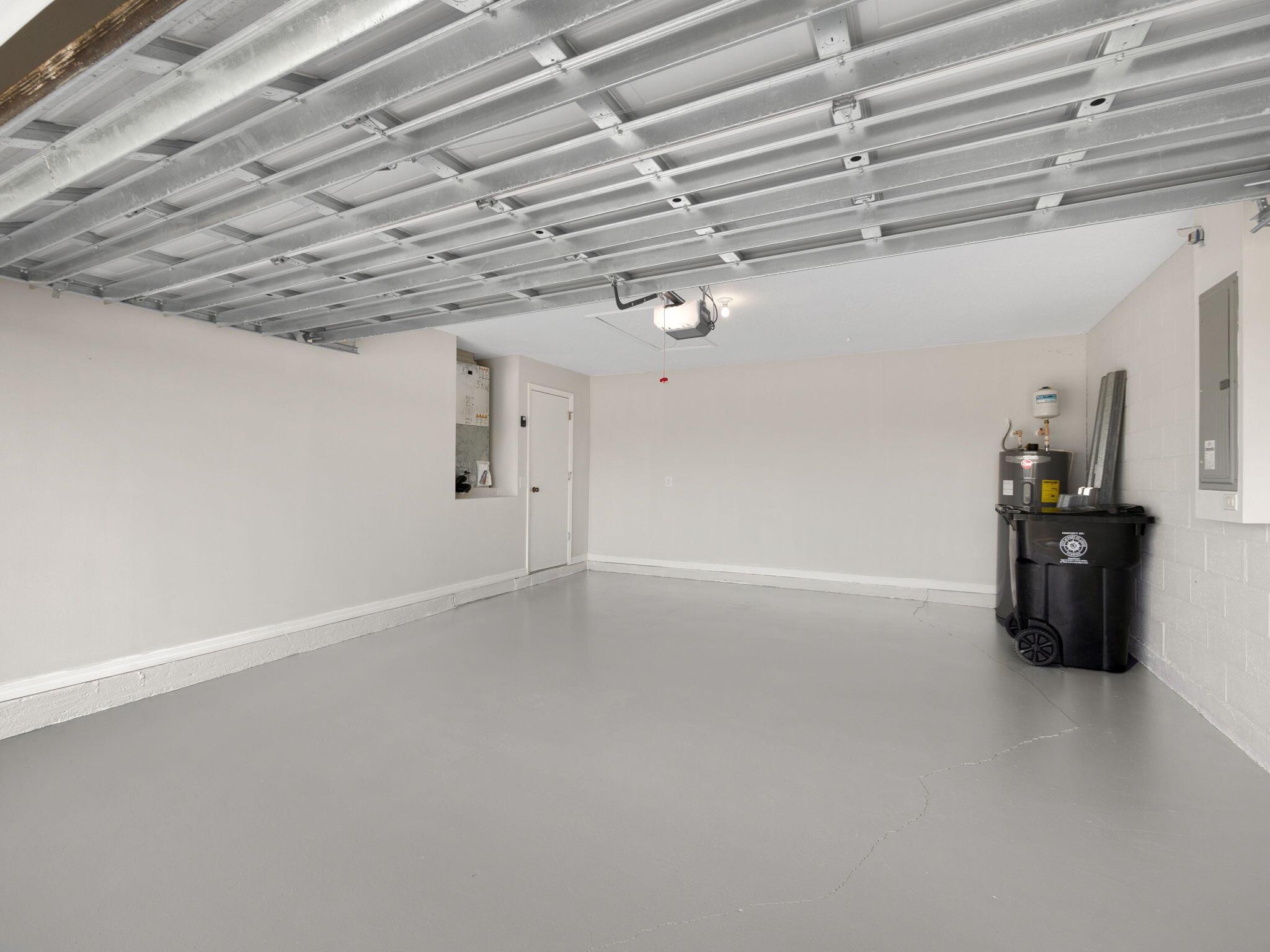 209 SW Tulip Boulevard