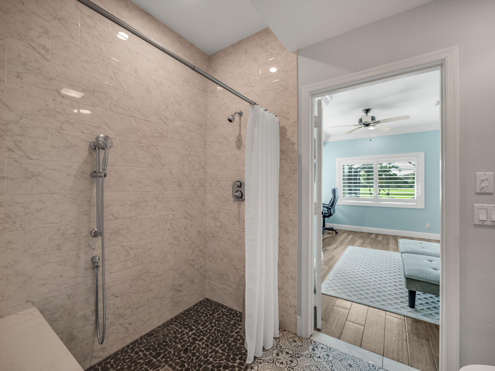 6346 SE Oakmont Place