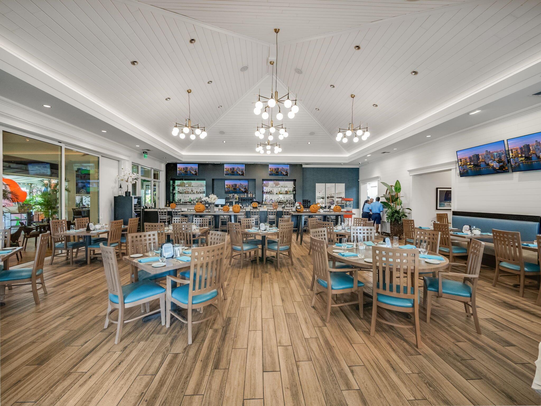 6346 SE Oakmont Place