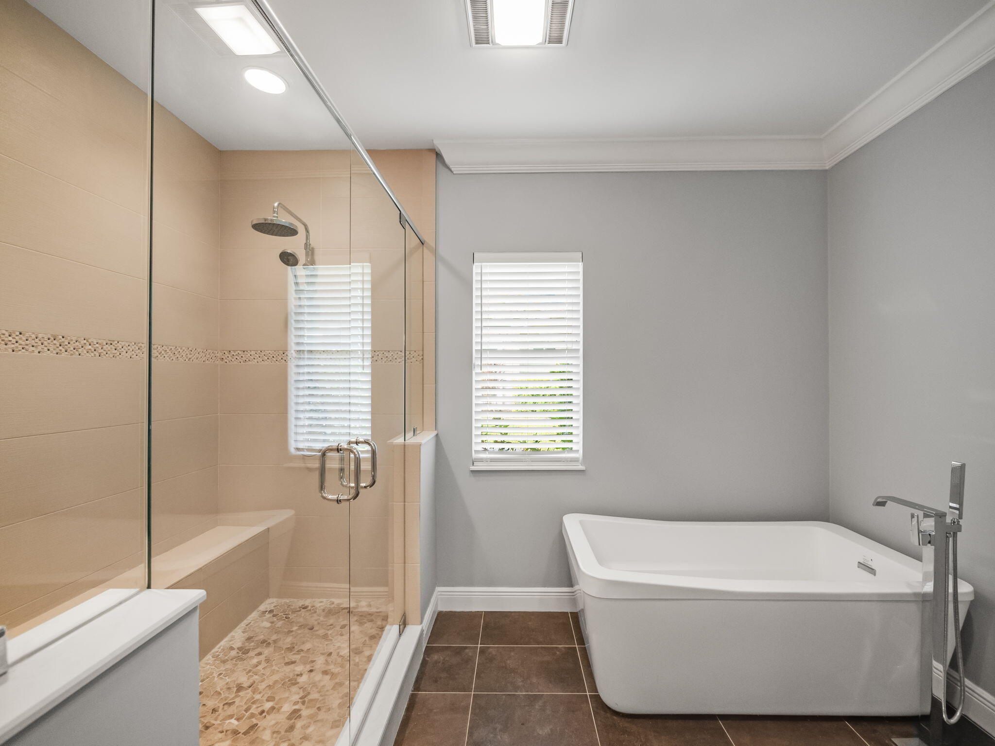 6346 SE Oakmont Place