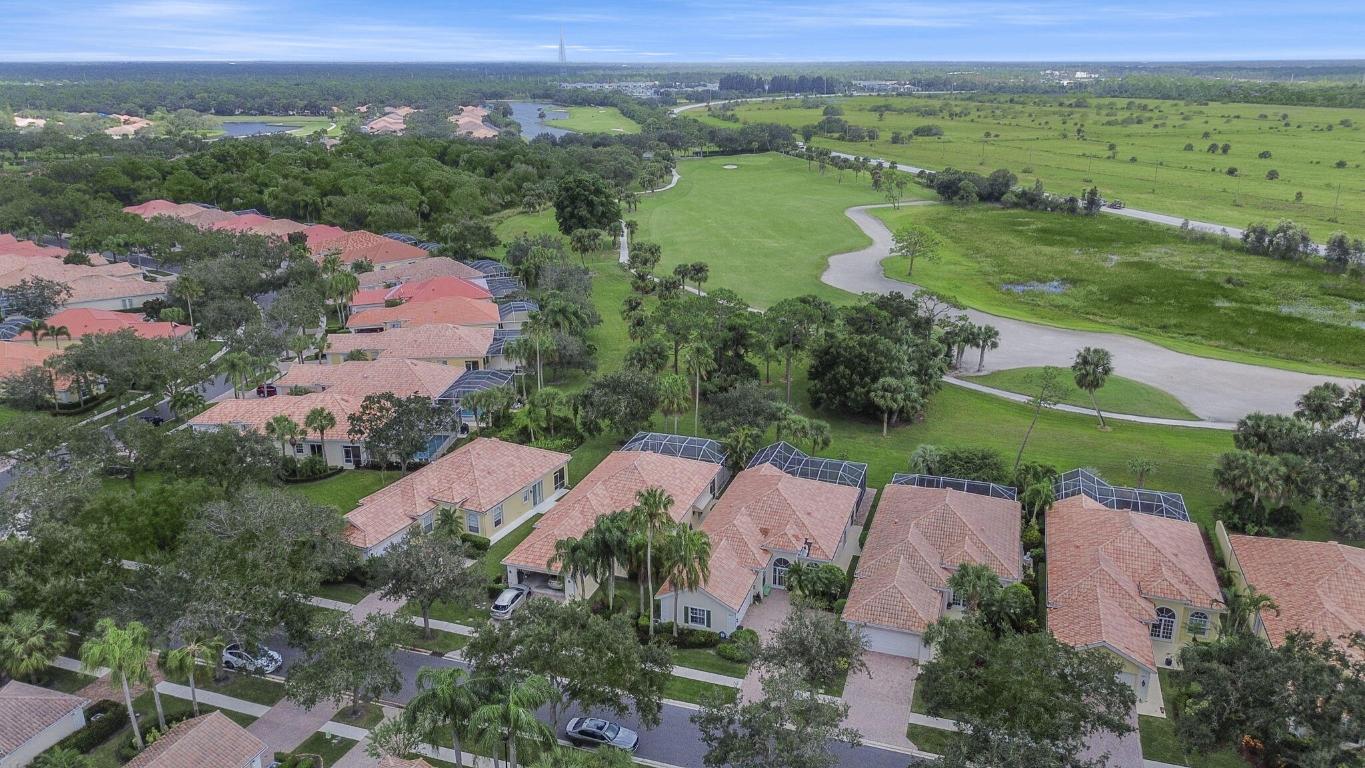 9447 SW Wedgewood Lane