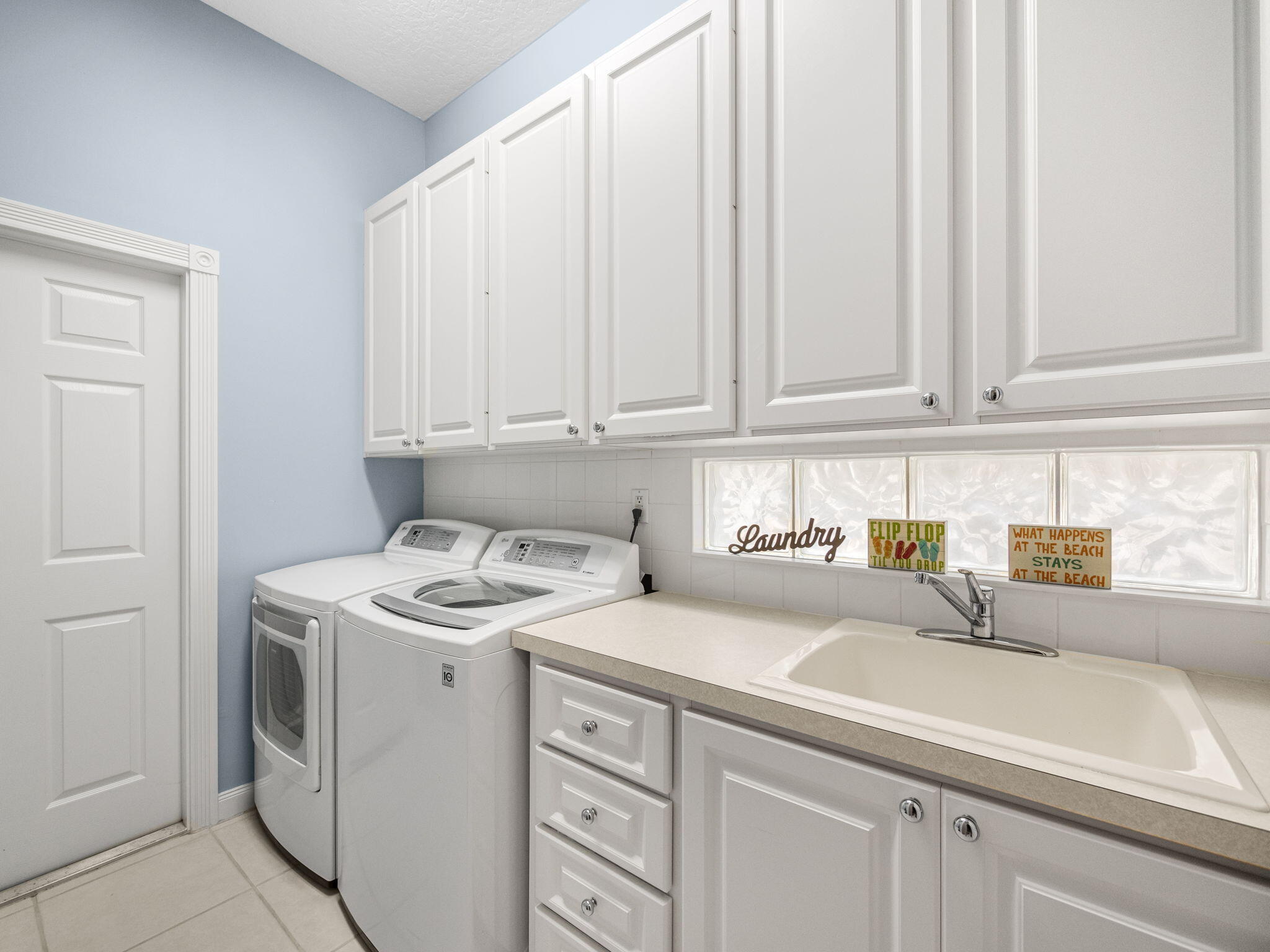 9447 SW Wedgewood Lane