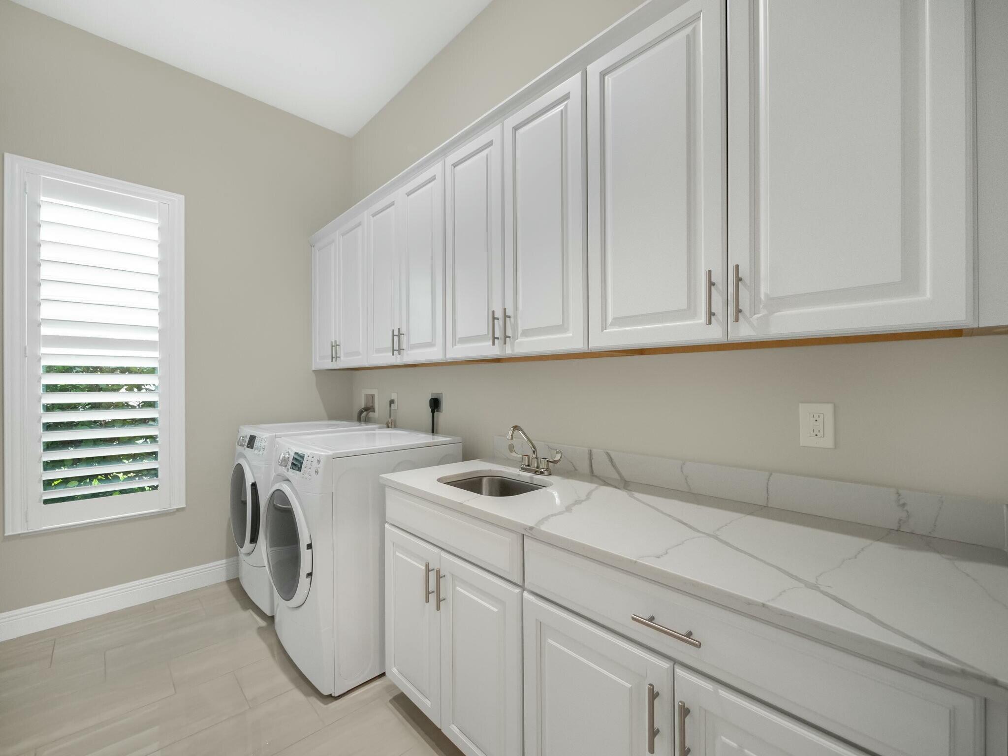 4853 SW Millbrook Lane