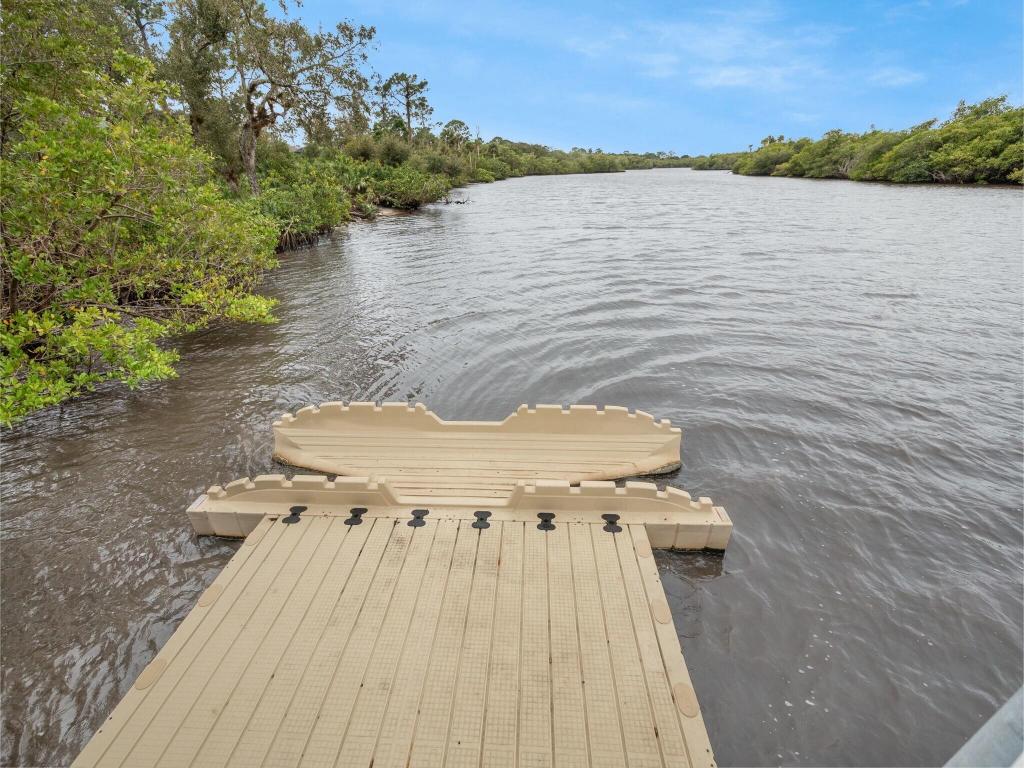 4853 SW Millbrook Lane