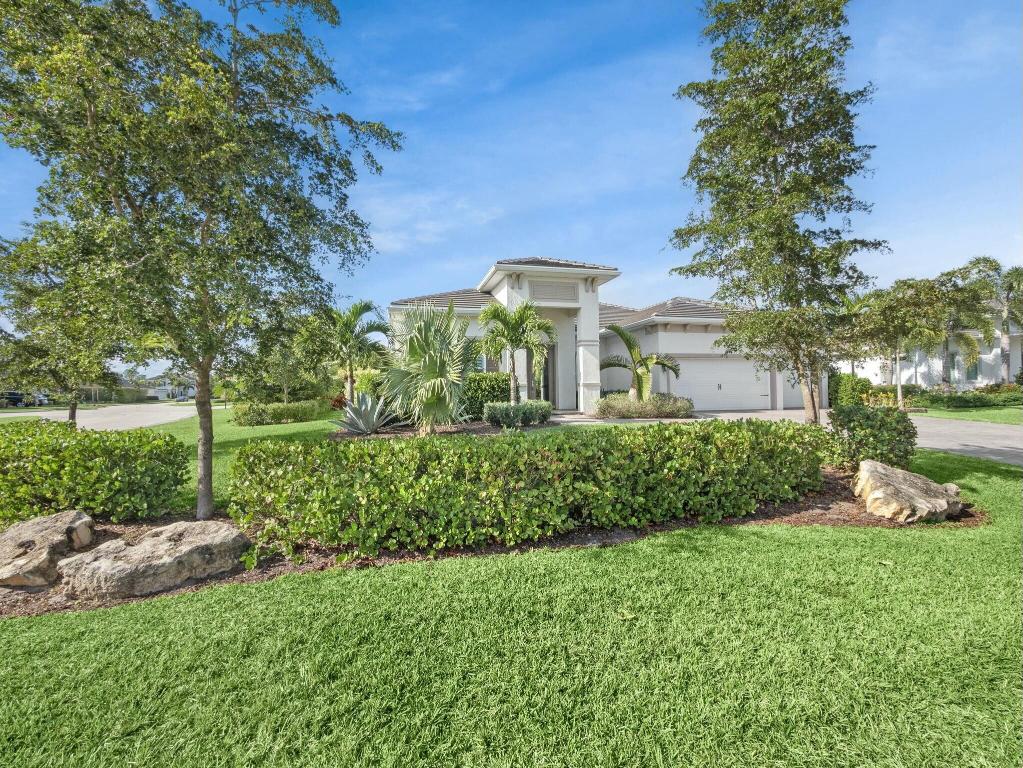 4853 SW Millbrook Lane