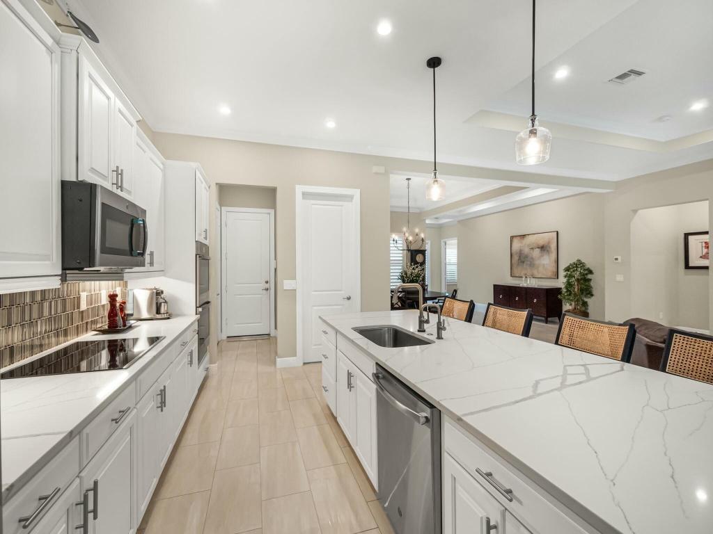 4853 SW Millbrook Lane