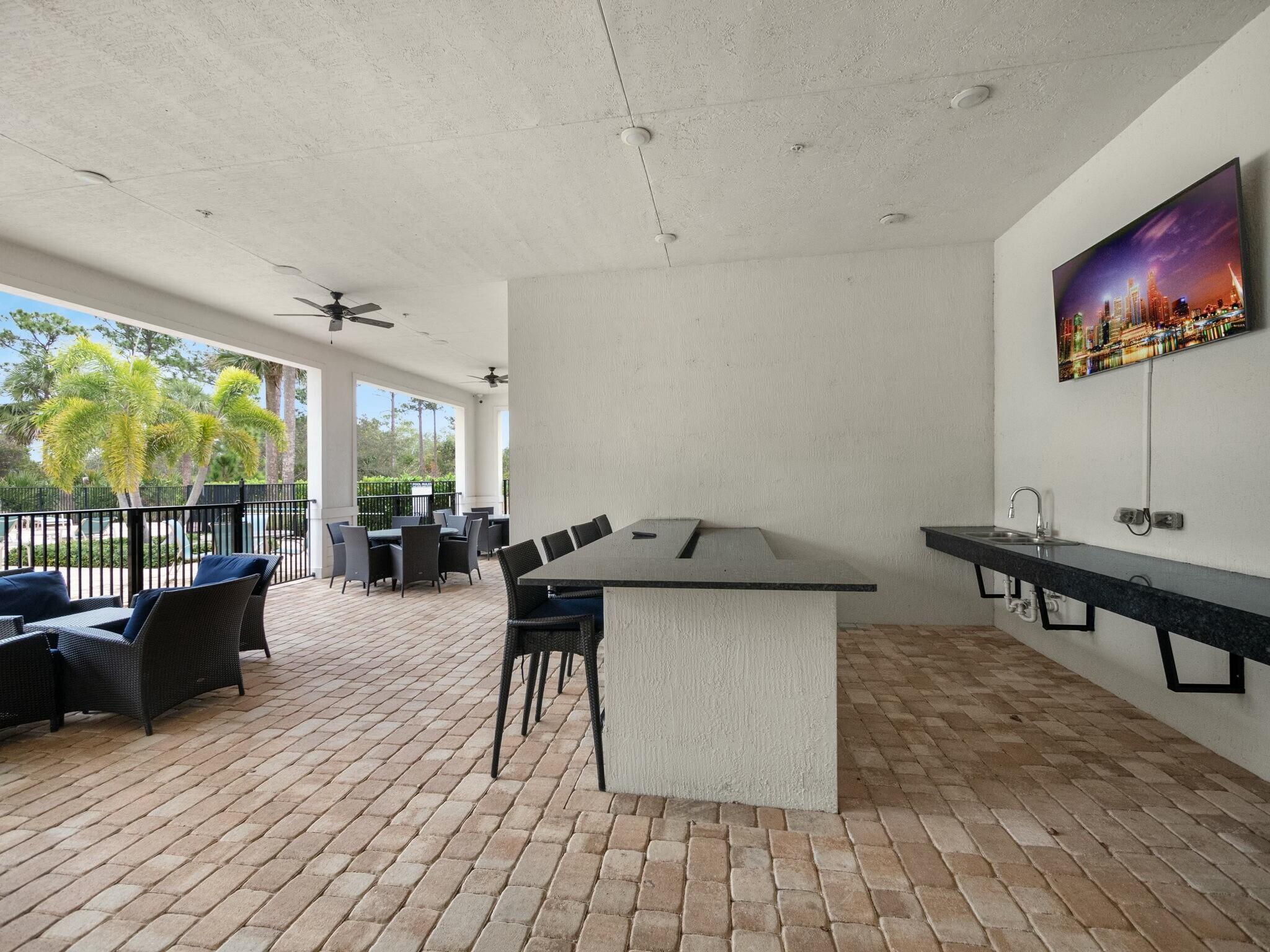 4853 SW Millbrook Lane