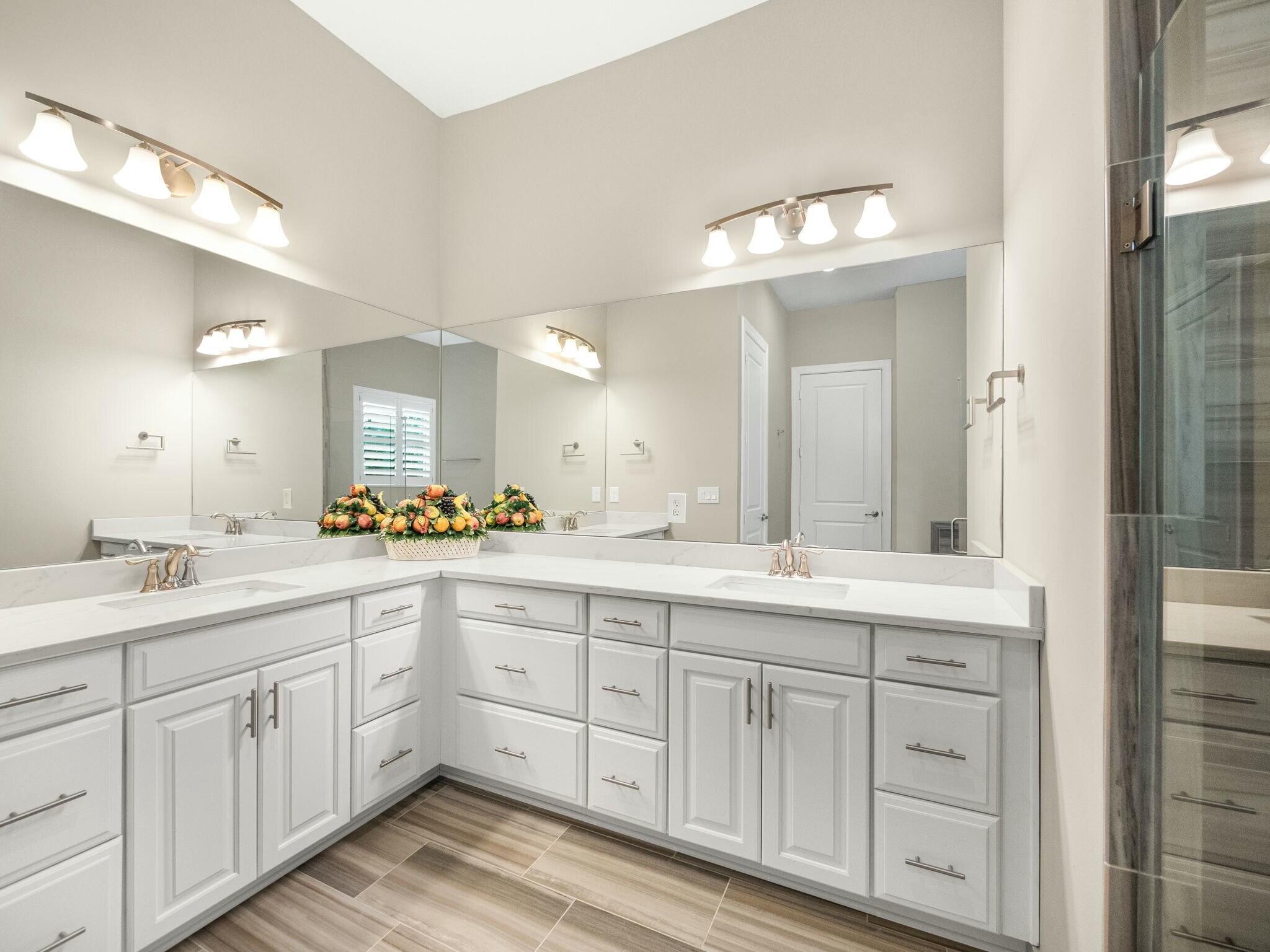 4853 SW Millbrook Lane