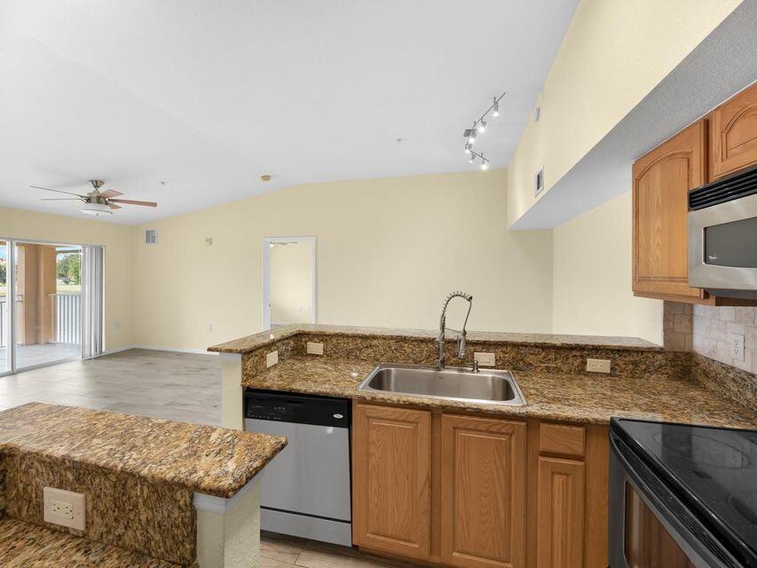 281 SW Palm 202 Drive 202