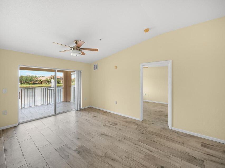 281 SW Palm 202 Drive 202