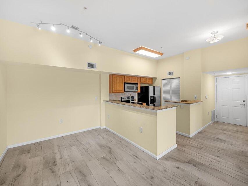 281 SW Palm 202 Drive 202