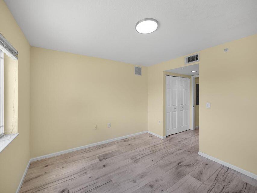 281 SW Palm 202 Drive 202